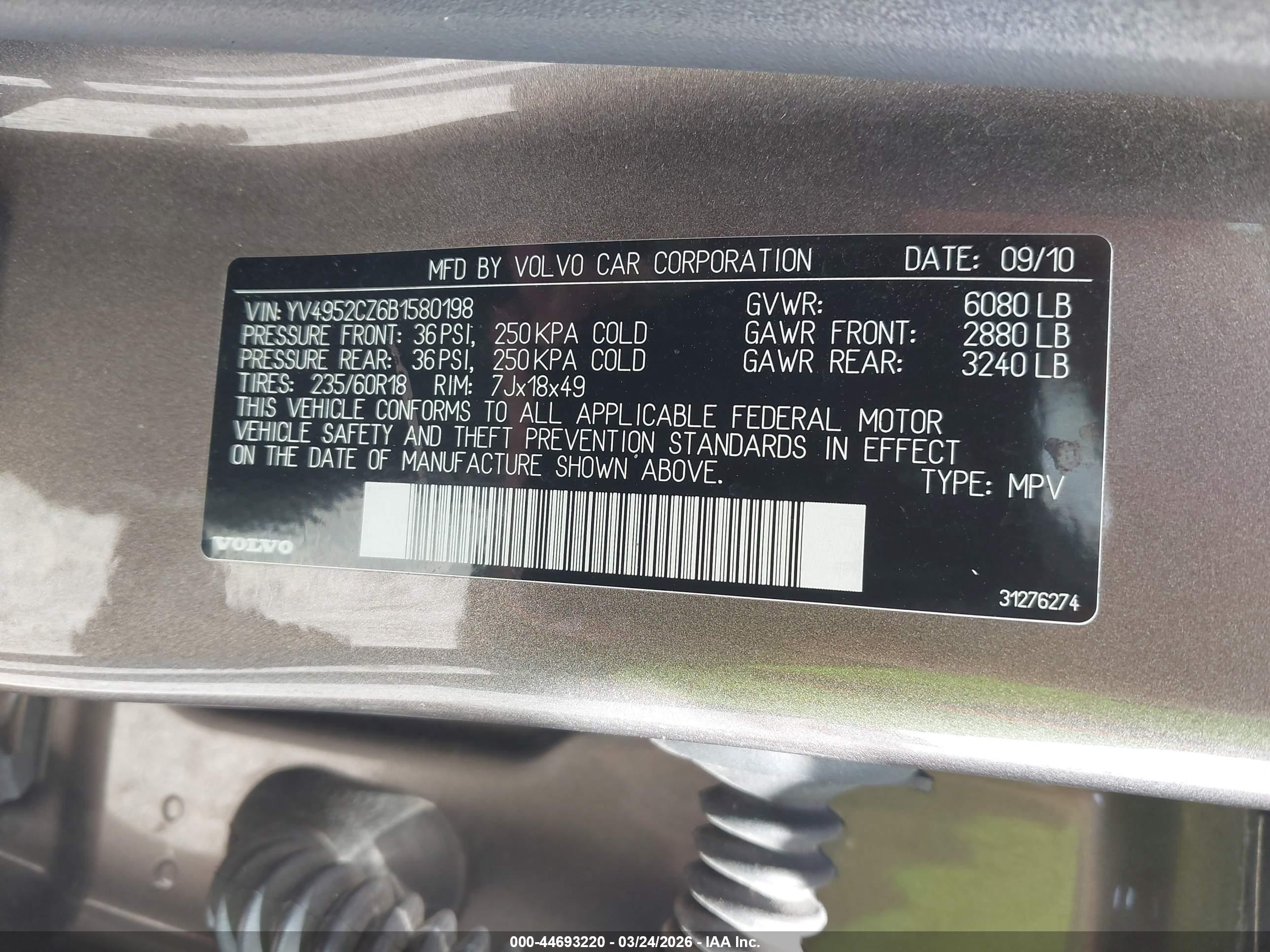 VOLVO XC90 image 9