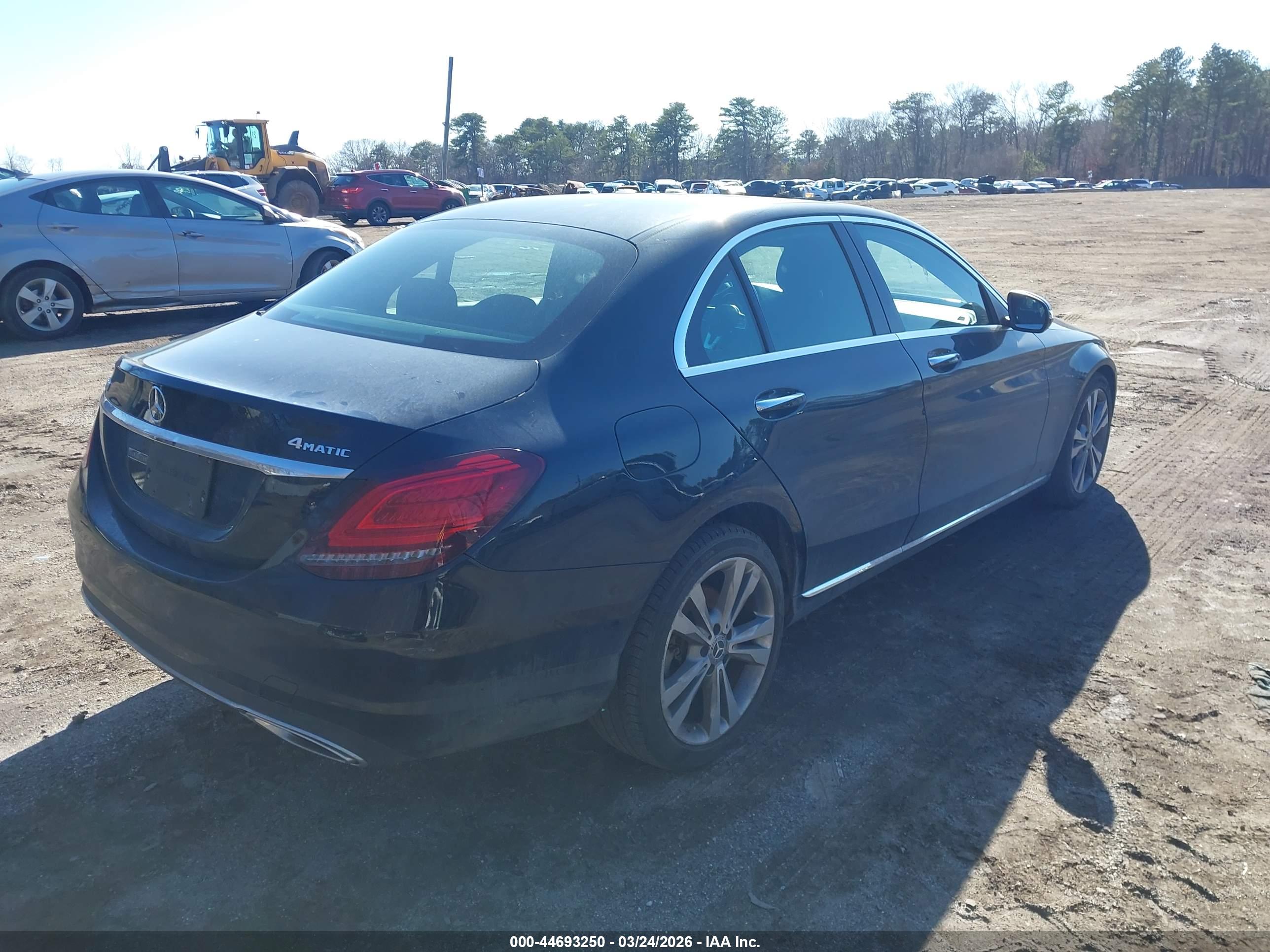 MERCEDES-BENZ C image 4