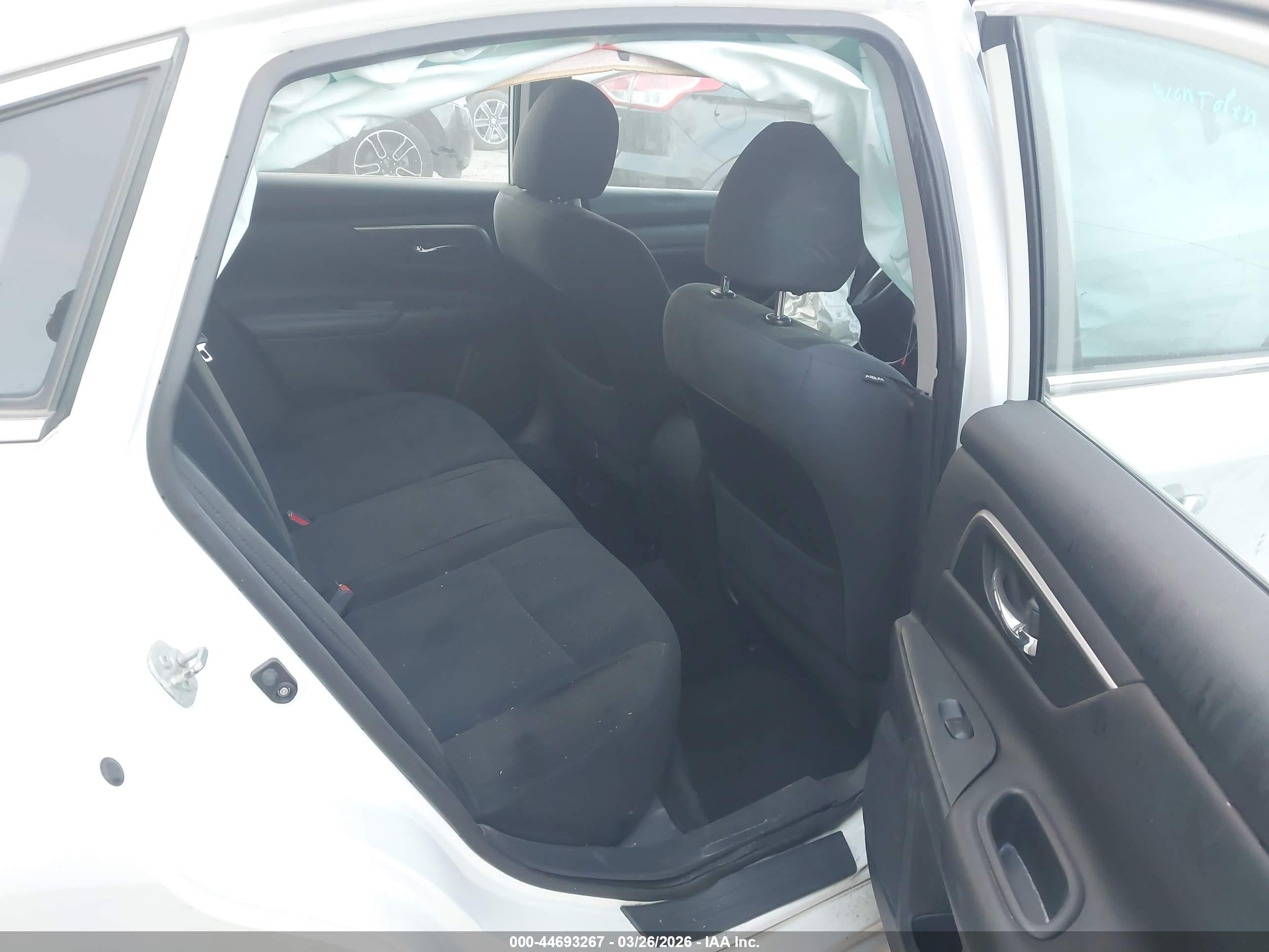 NISSAN ALTIMA image 8