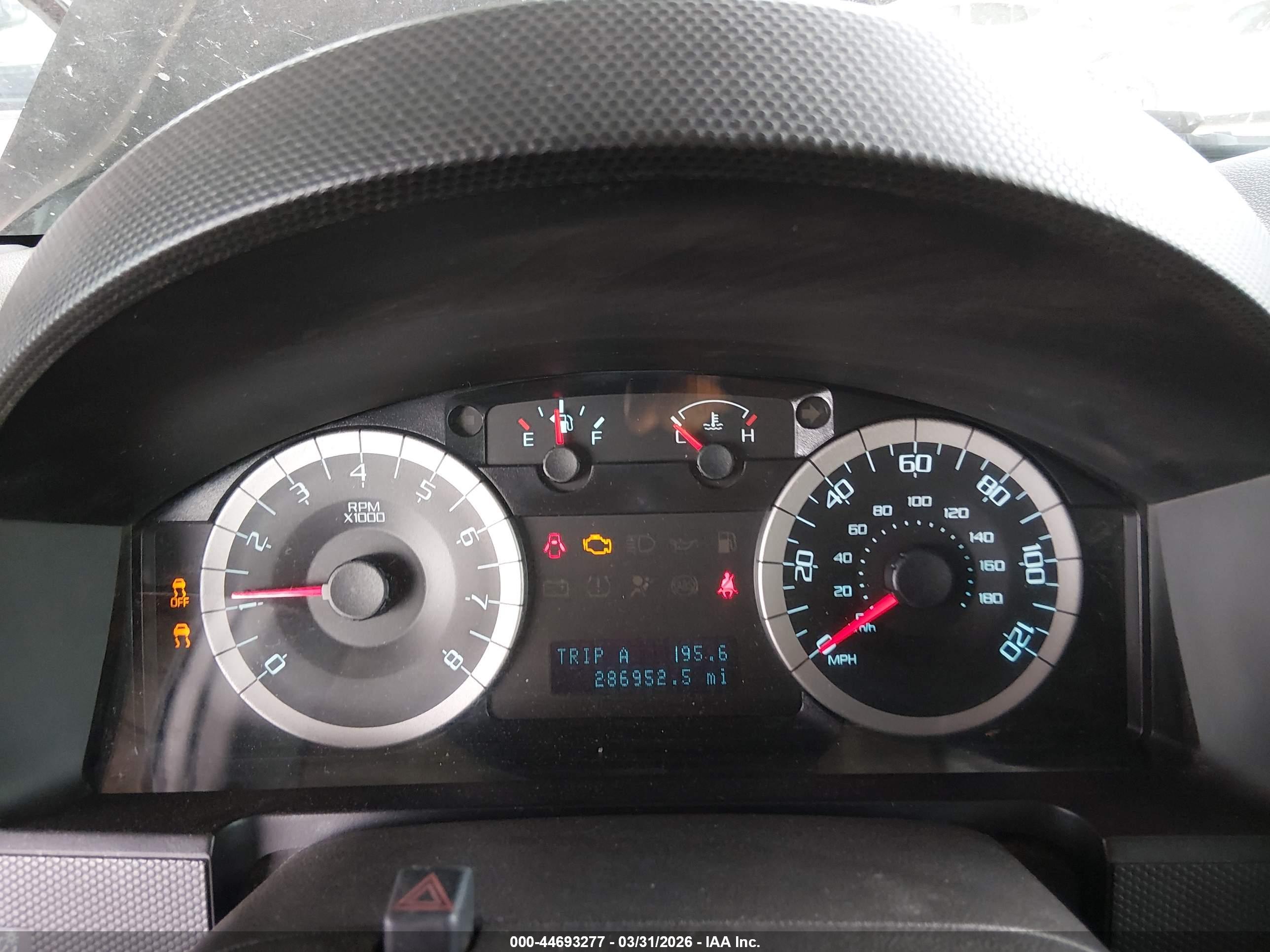 FORD ESCAPE image 7