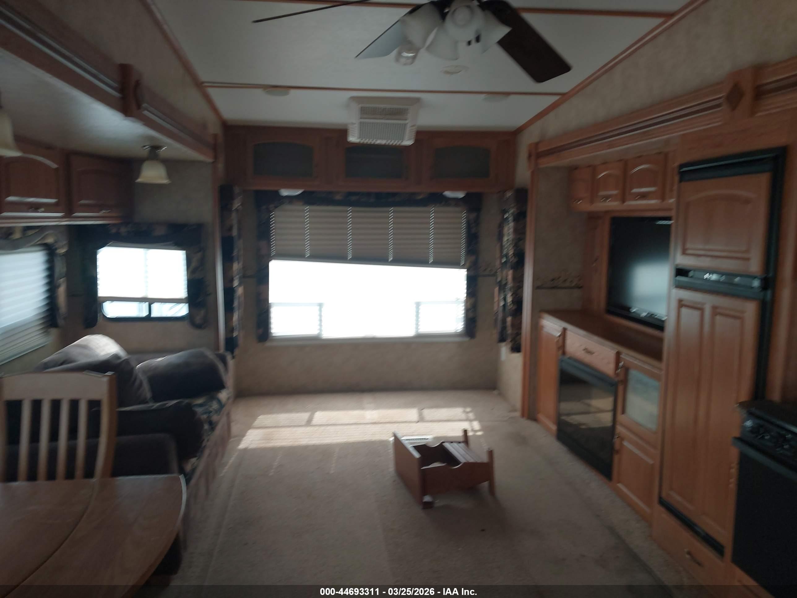 JAYCO EAGLE image 8