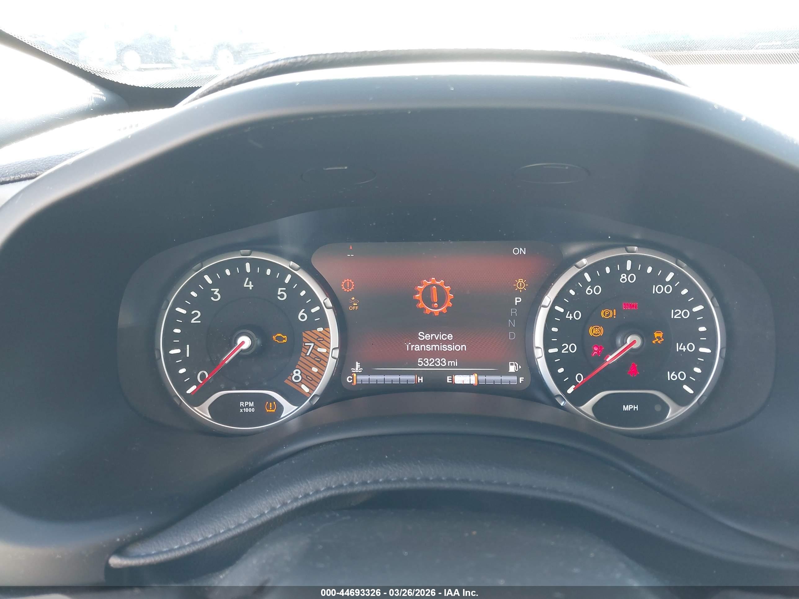 JEEP RENEGADE image 7