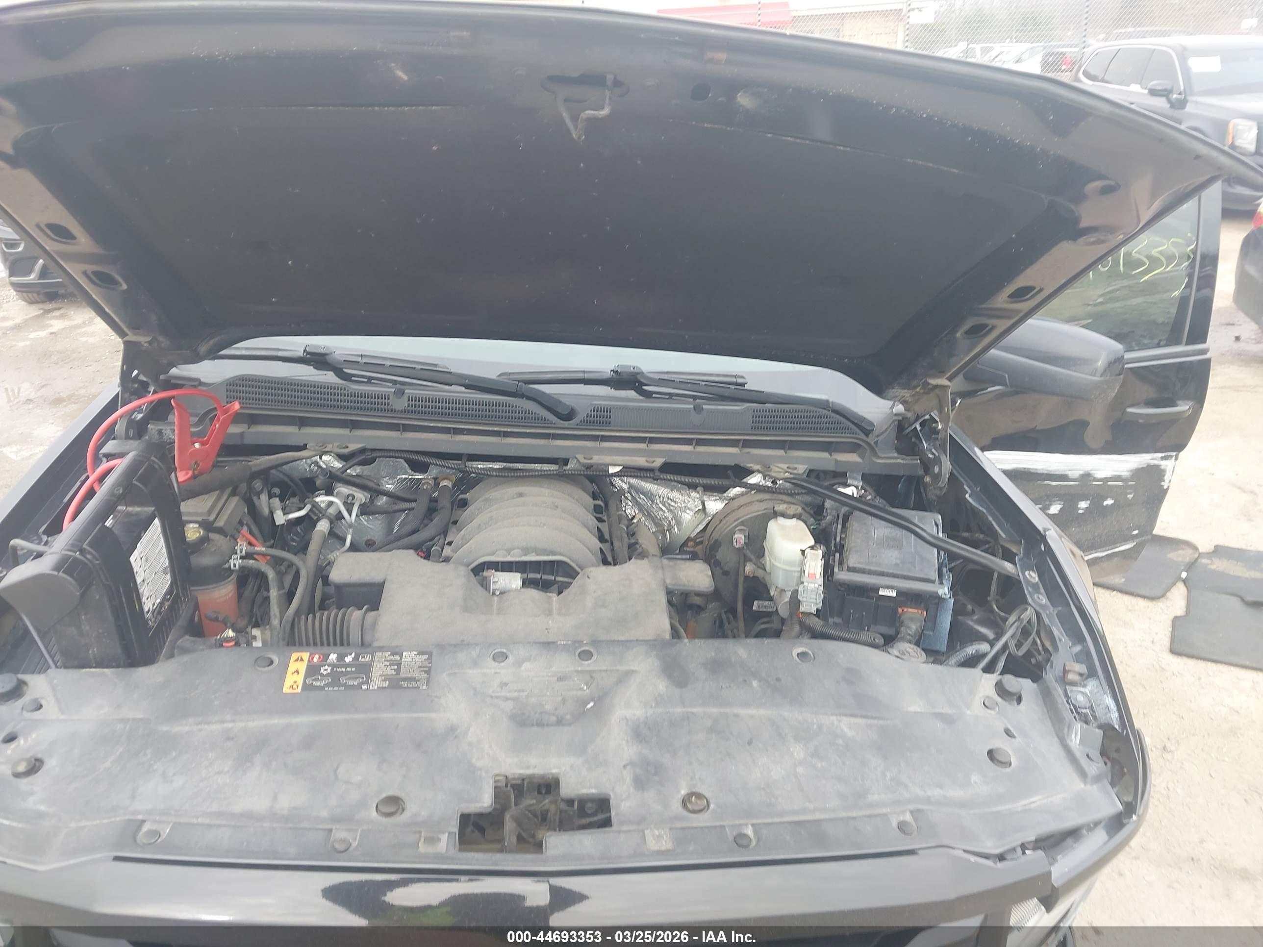 CHEVROLET SILVERADO image 10
