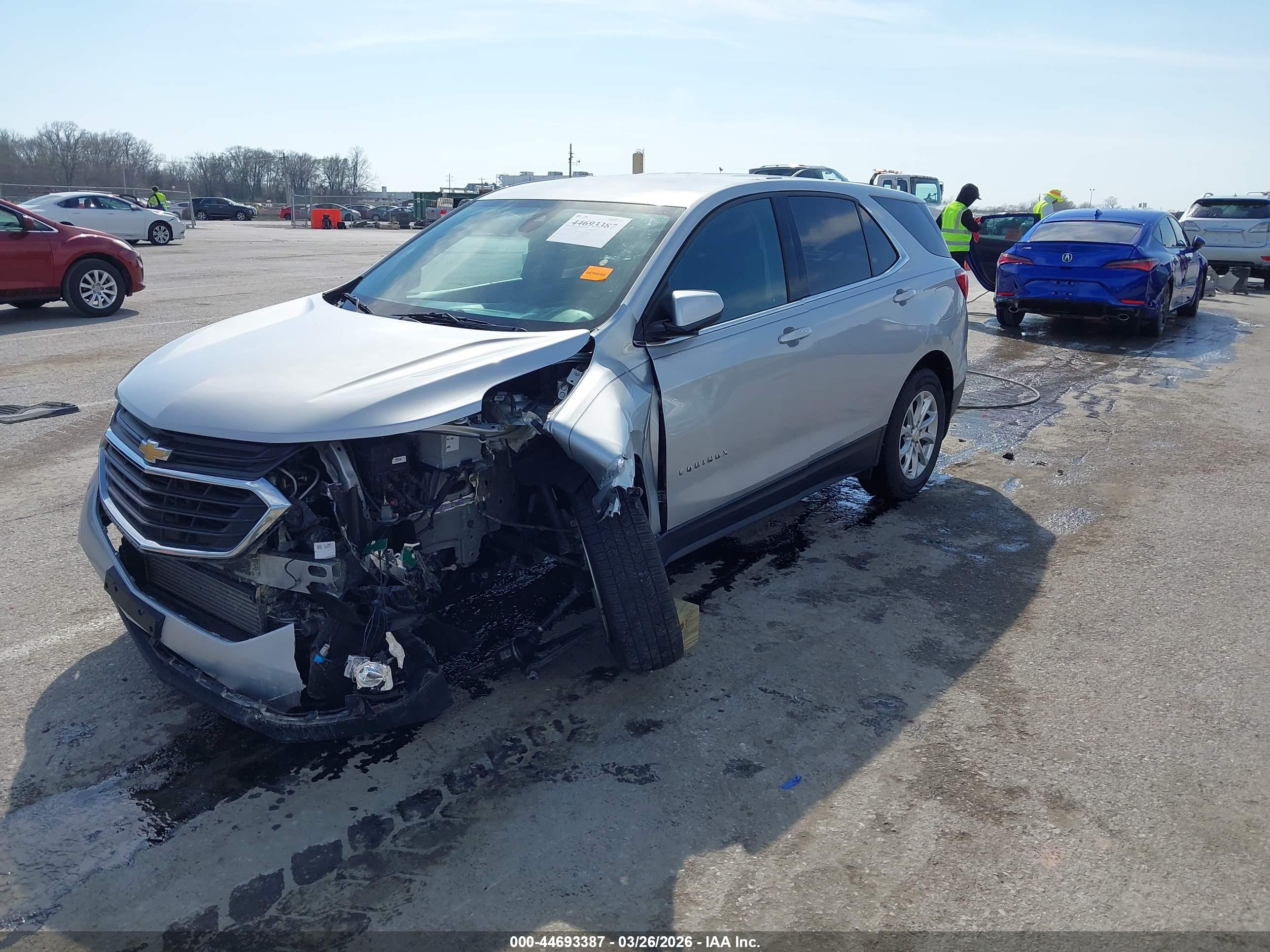 CHEVROLET EQUINOX image 2