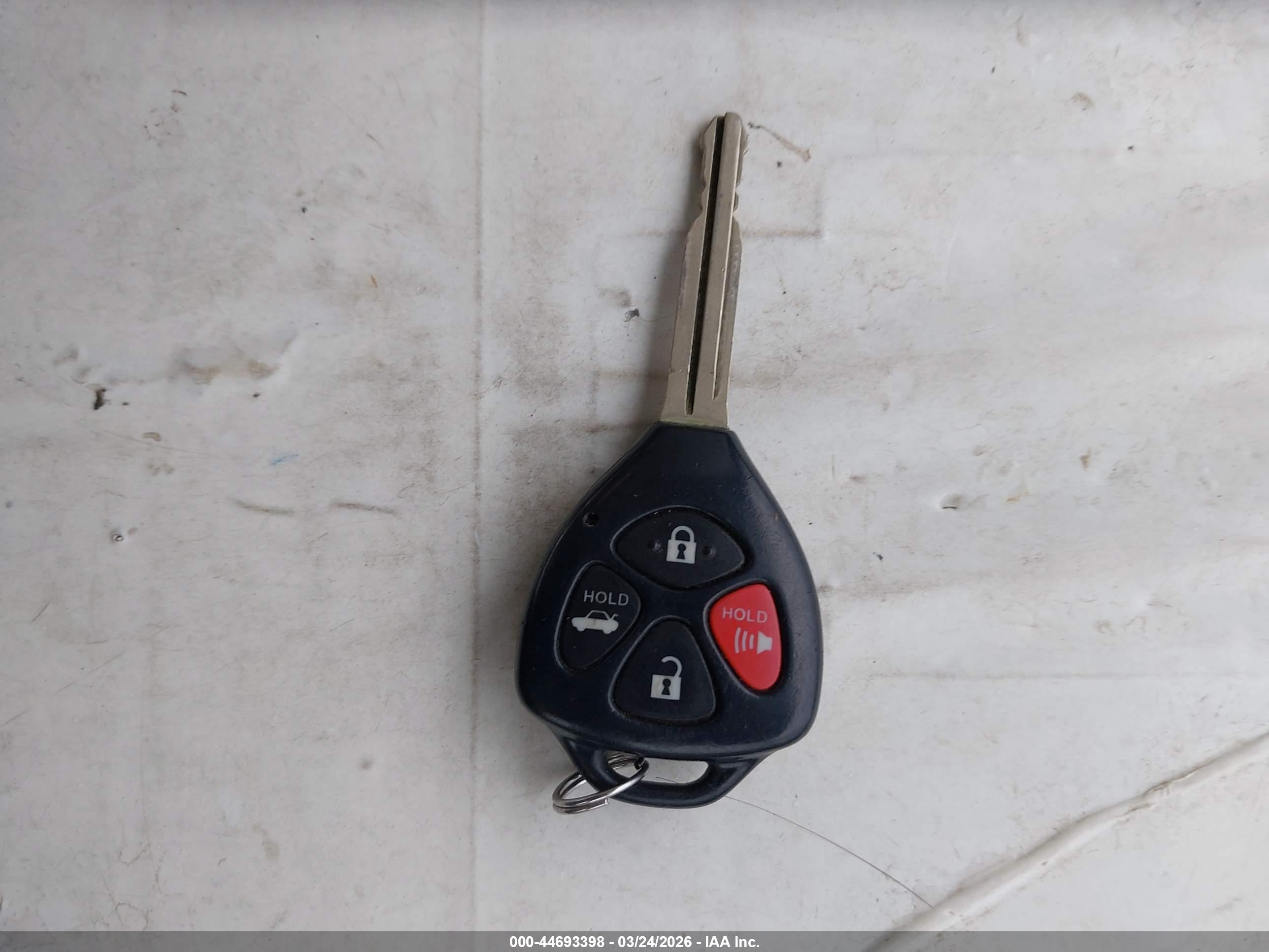 TOYOTA CAMRY image 11