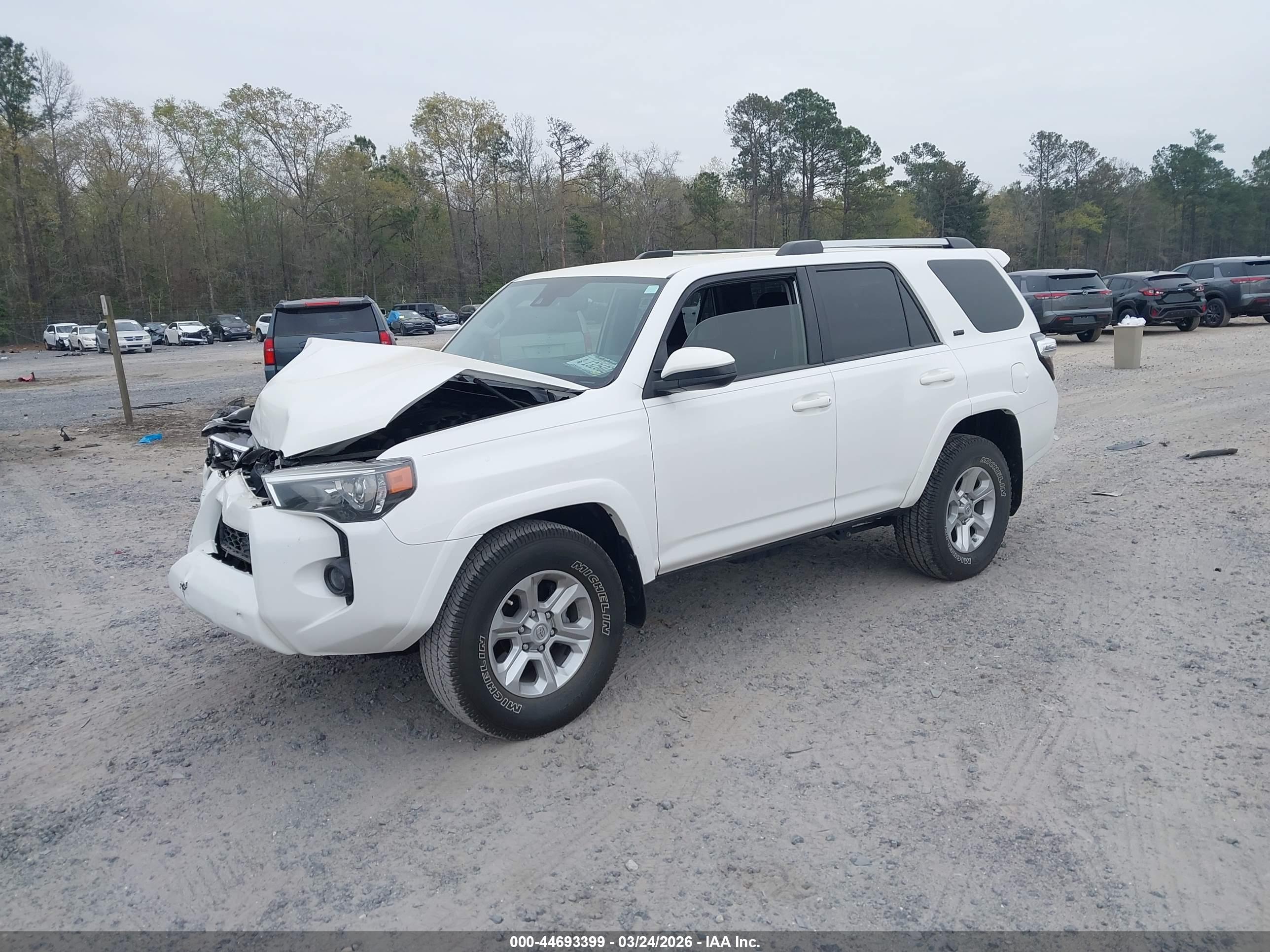 TOYOTA 4RUNNER image 2