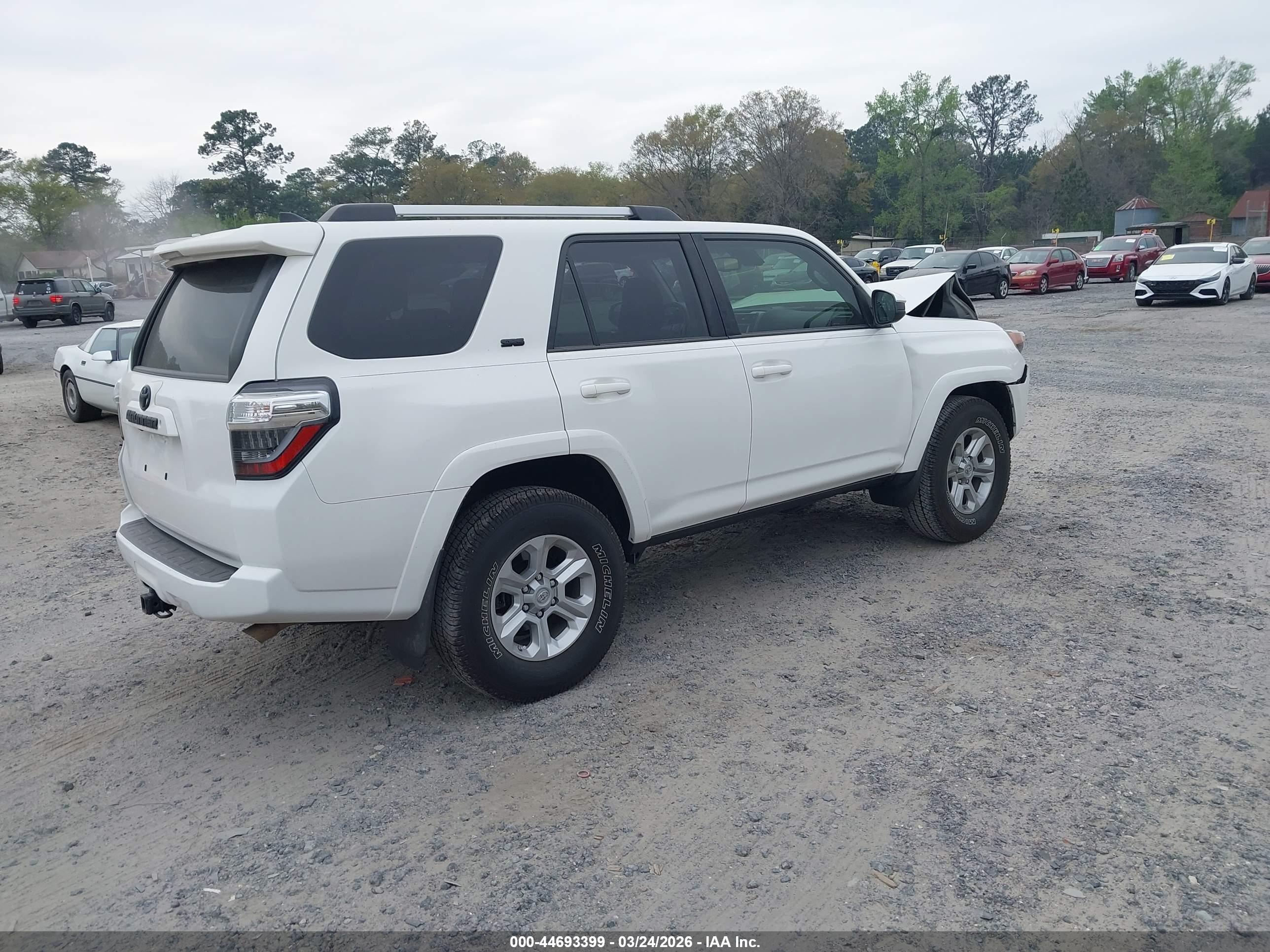 TOYOTA 4RUNNER image 4
