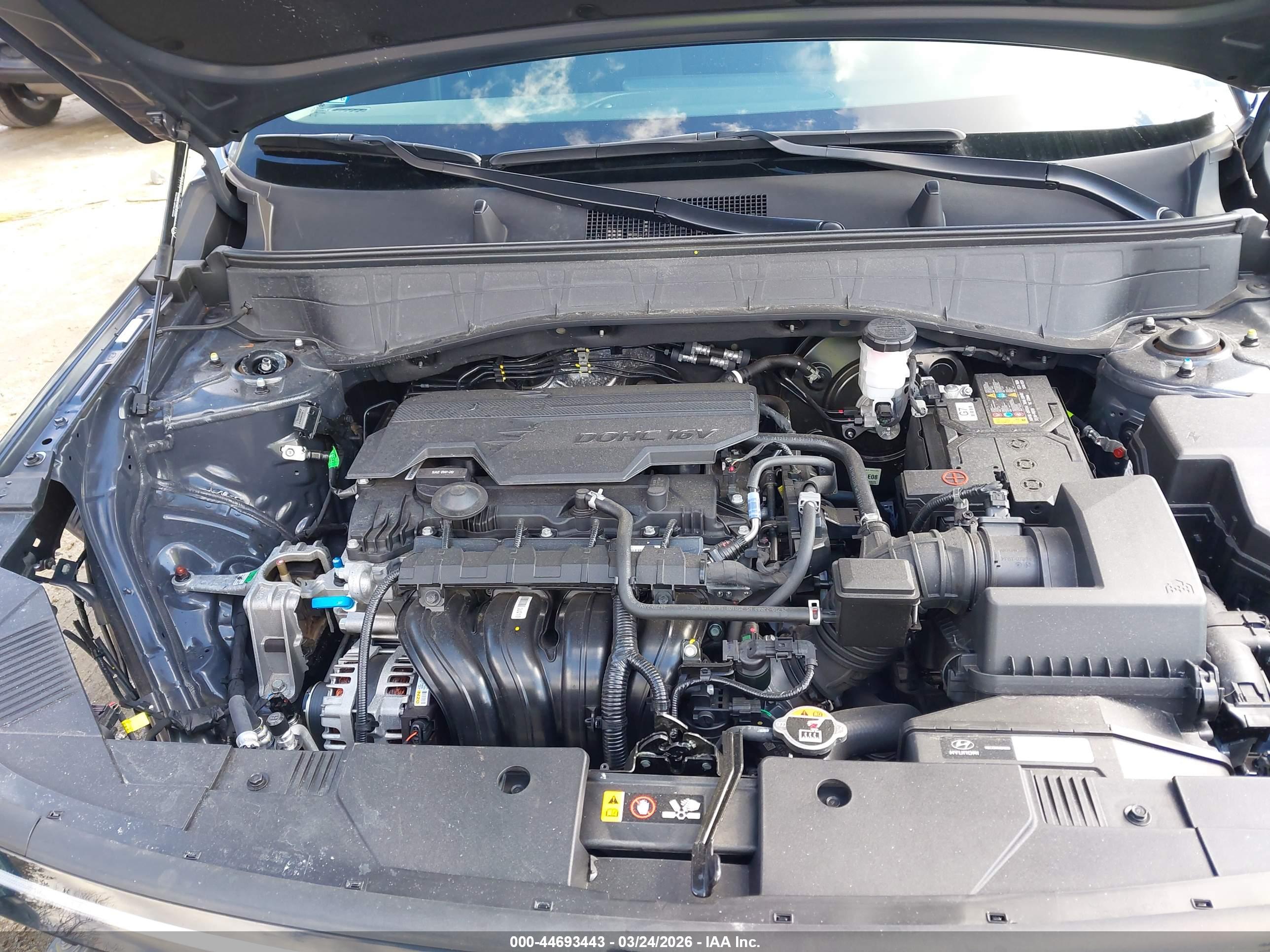 HYUNDAI KONA image 10