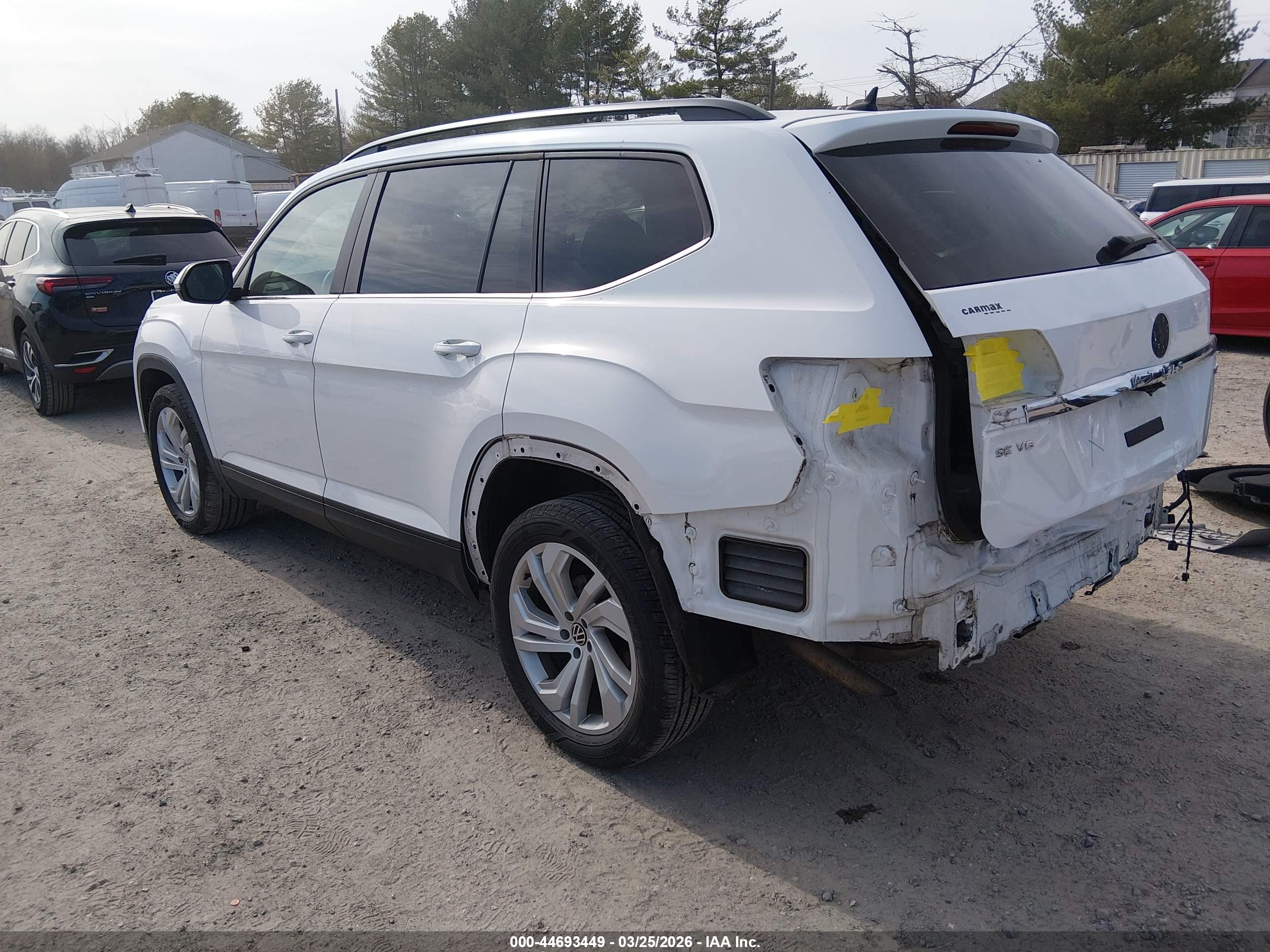 VOLKSWAGEN ATLAS image 3
