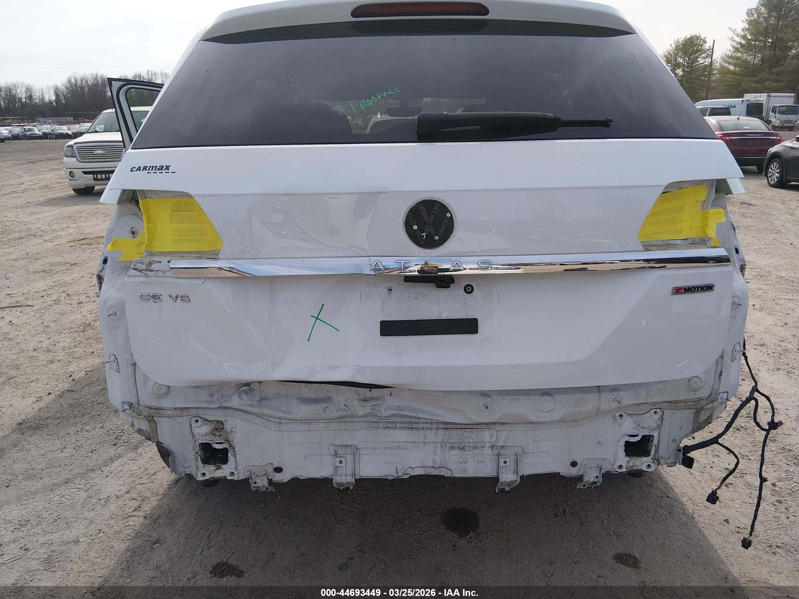 VOLKSWAGEN ATLAS image 6