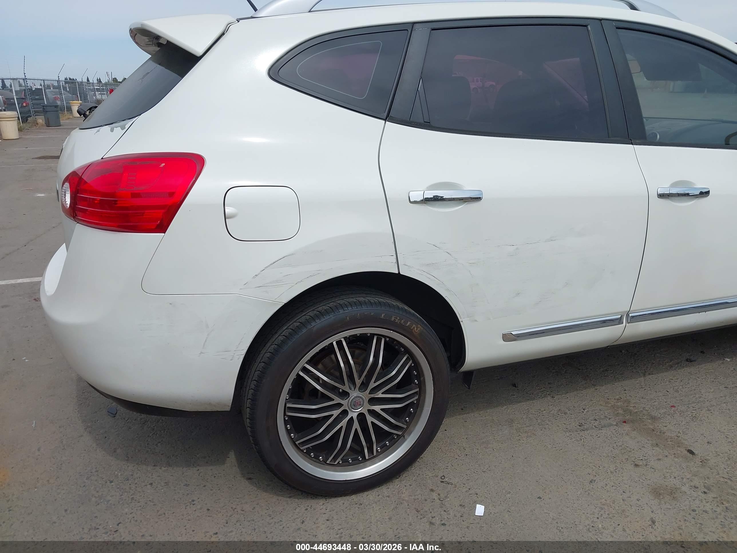 NISSAN ROGUE image 6