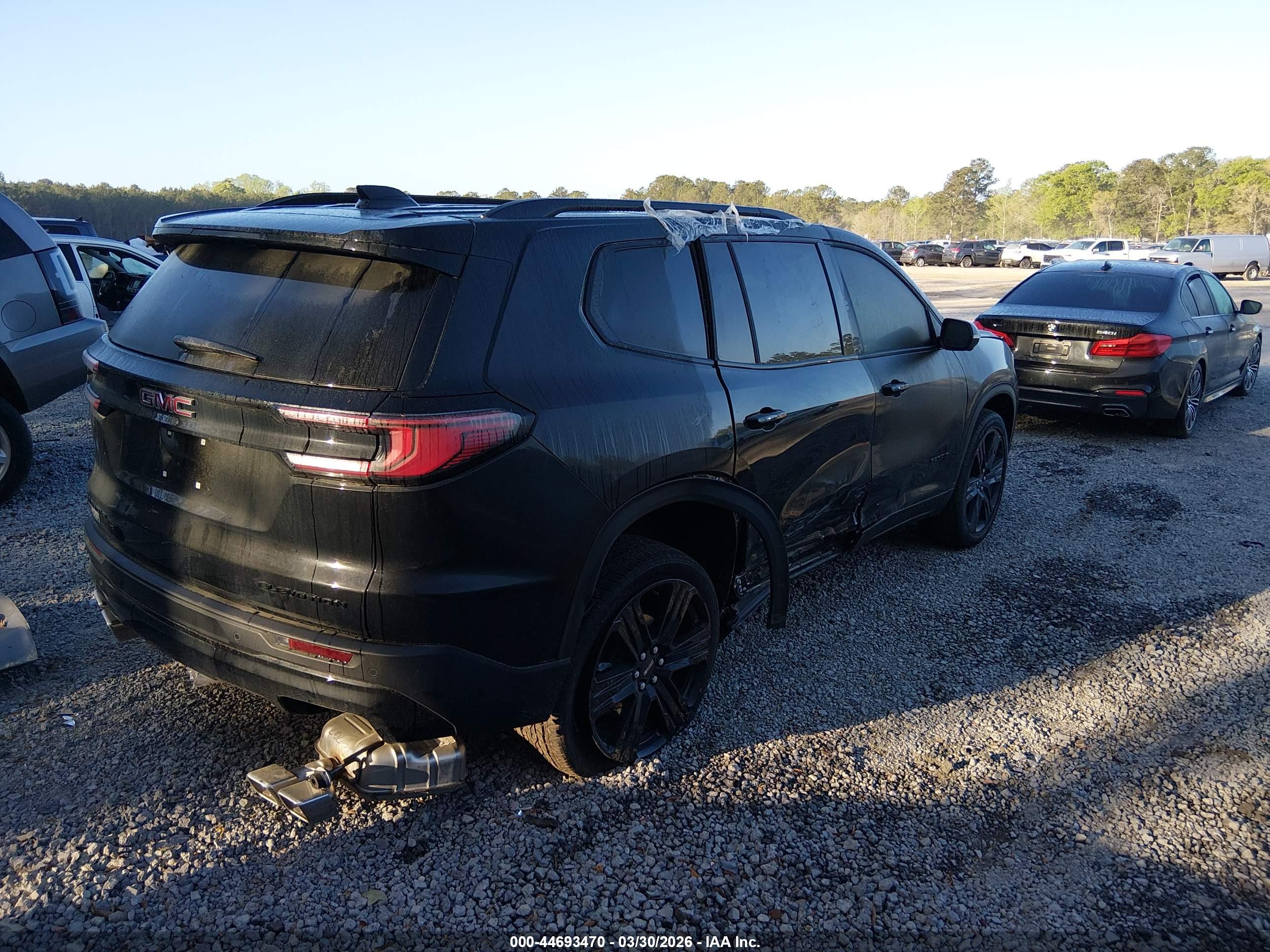 GMC ACADIA image 4