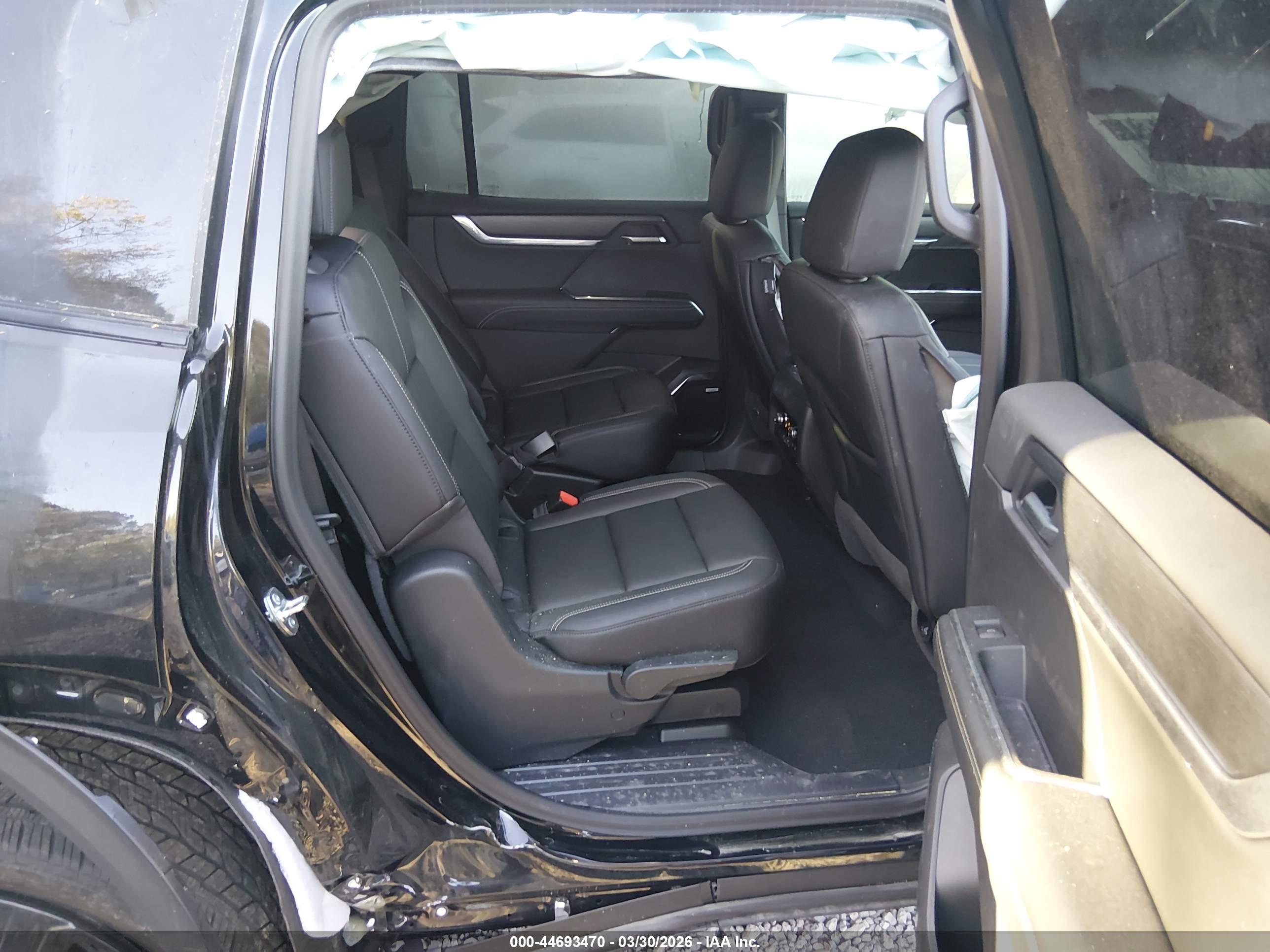 GMC ACADIA image 8