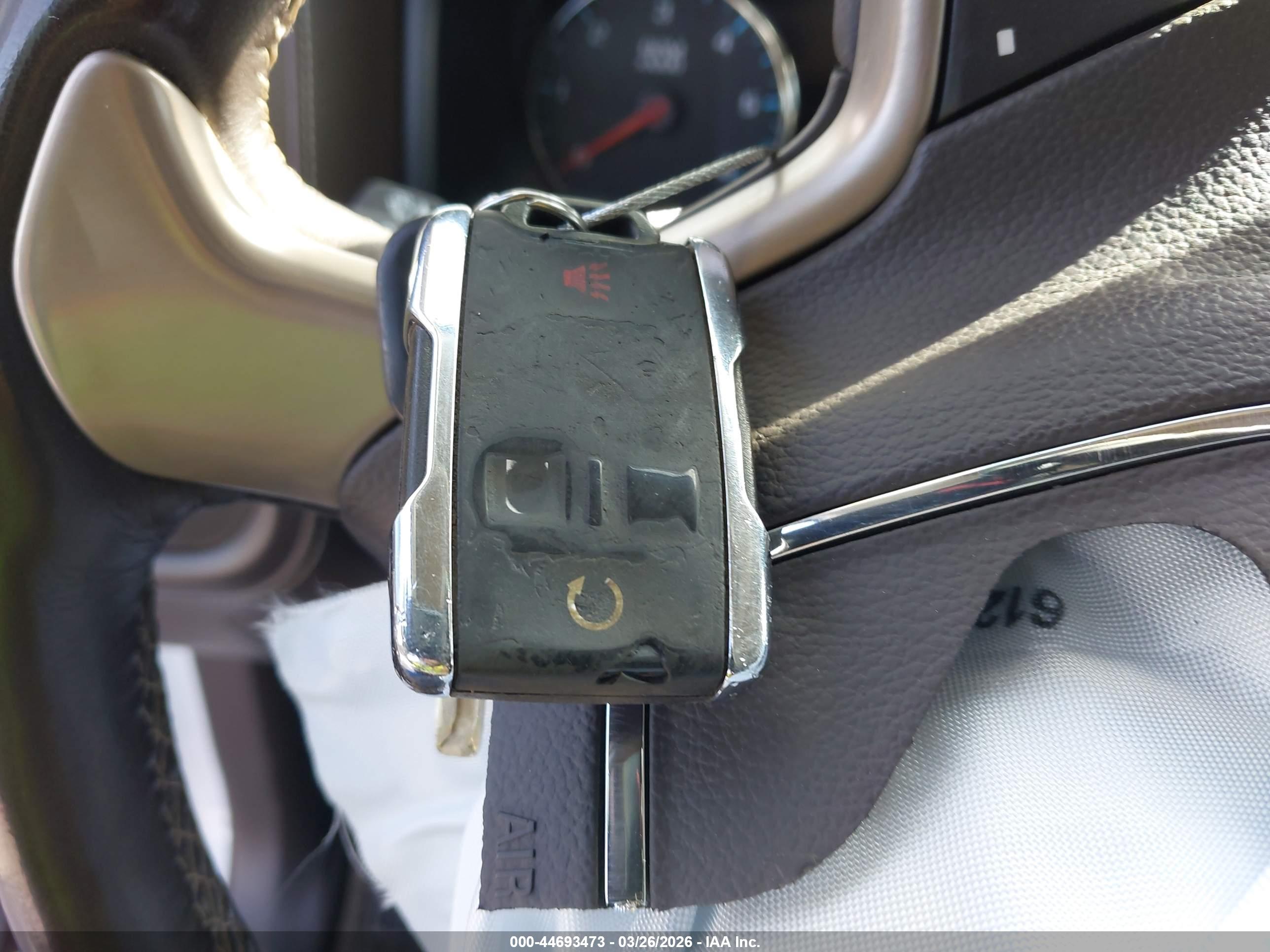 GMC SIERRA image 11