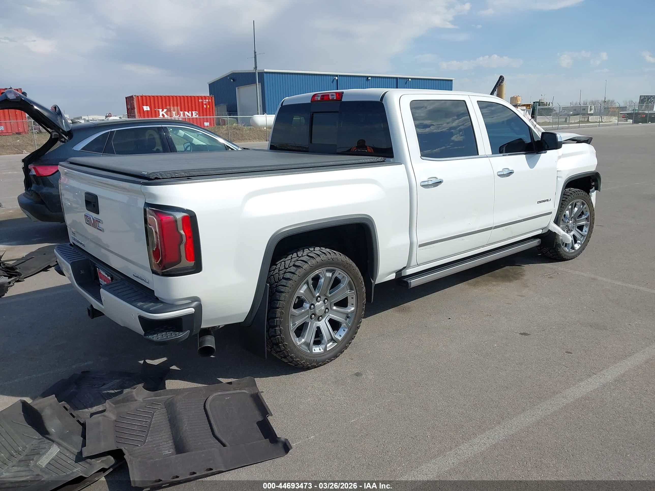 GMC SIERRA image 4