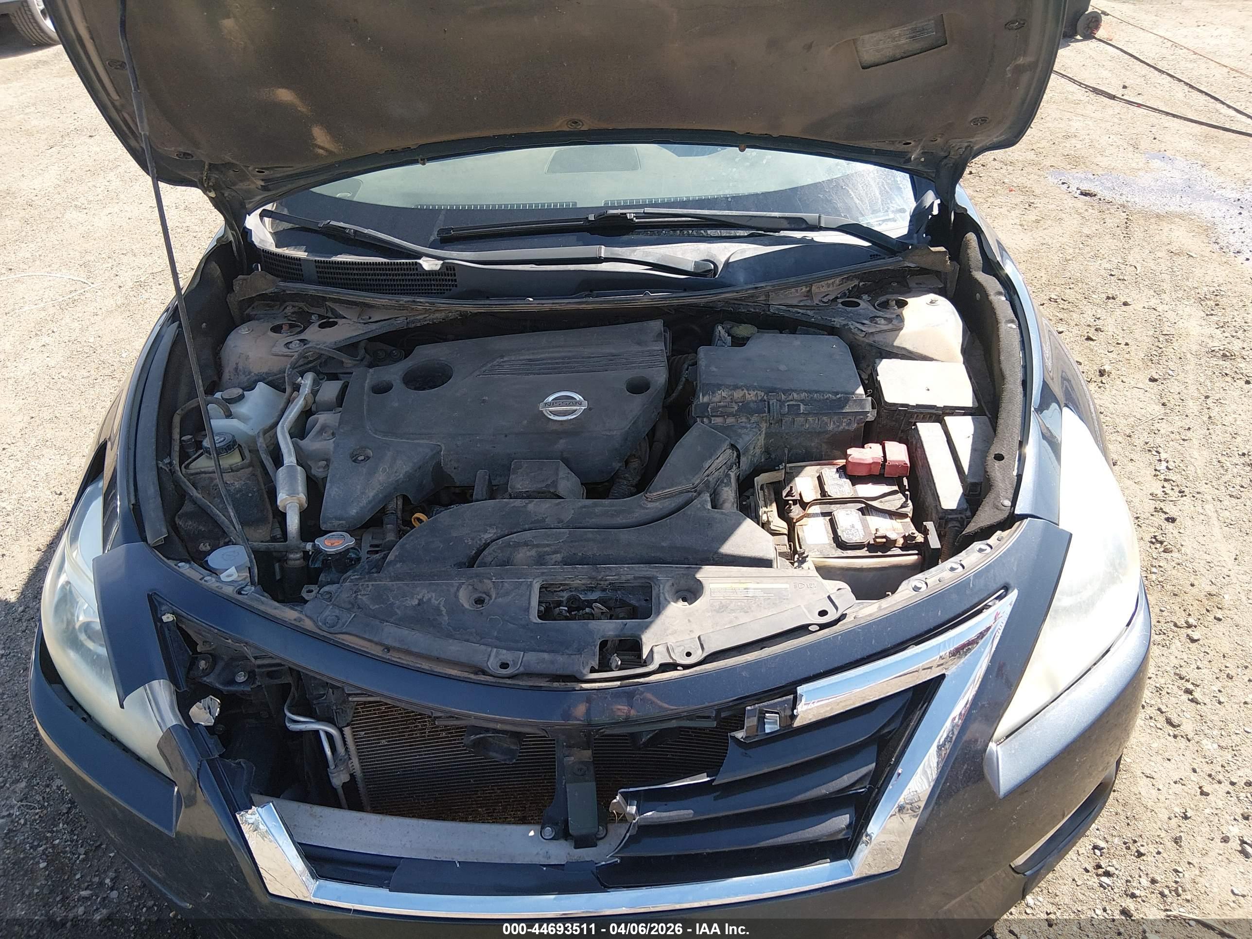 NISSAN ALTIMA image 10