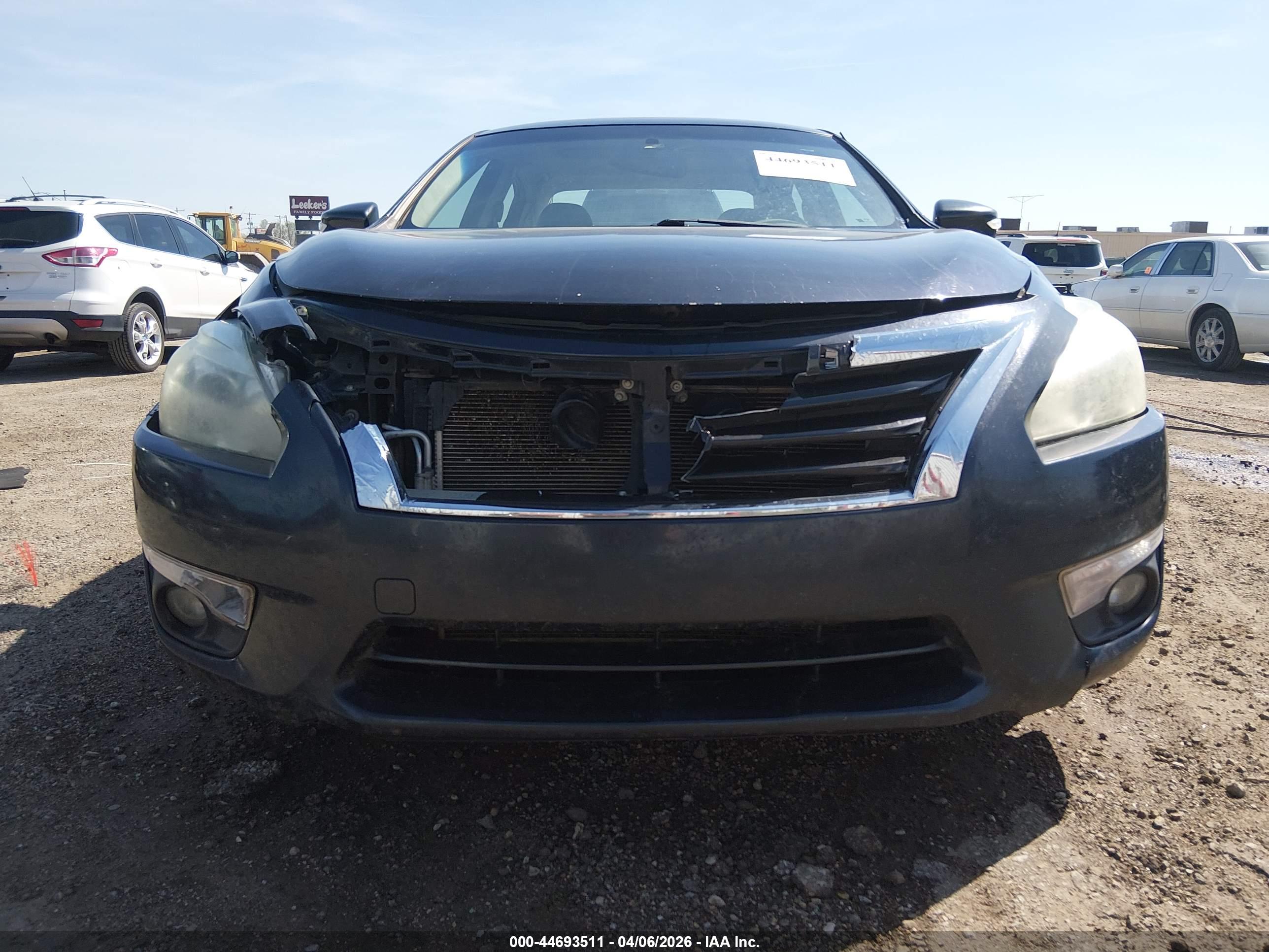 NISSAN ALTIMA image 6