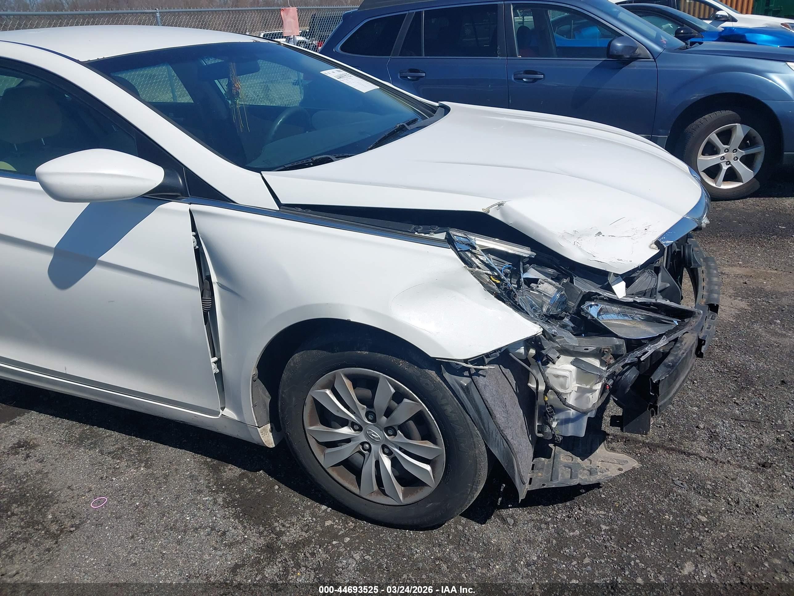 HYUNDAI SONATA image 6