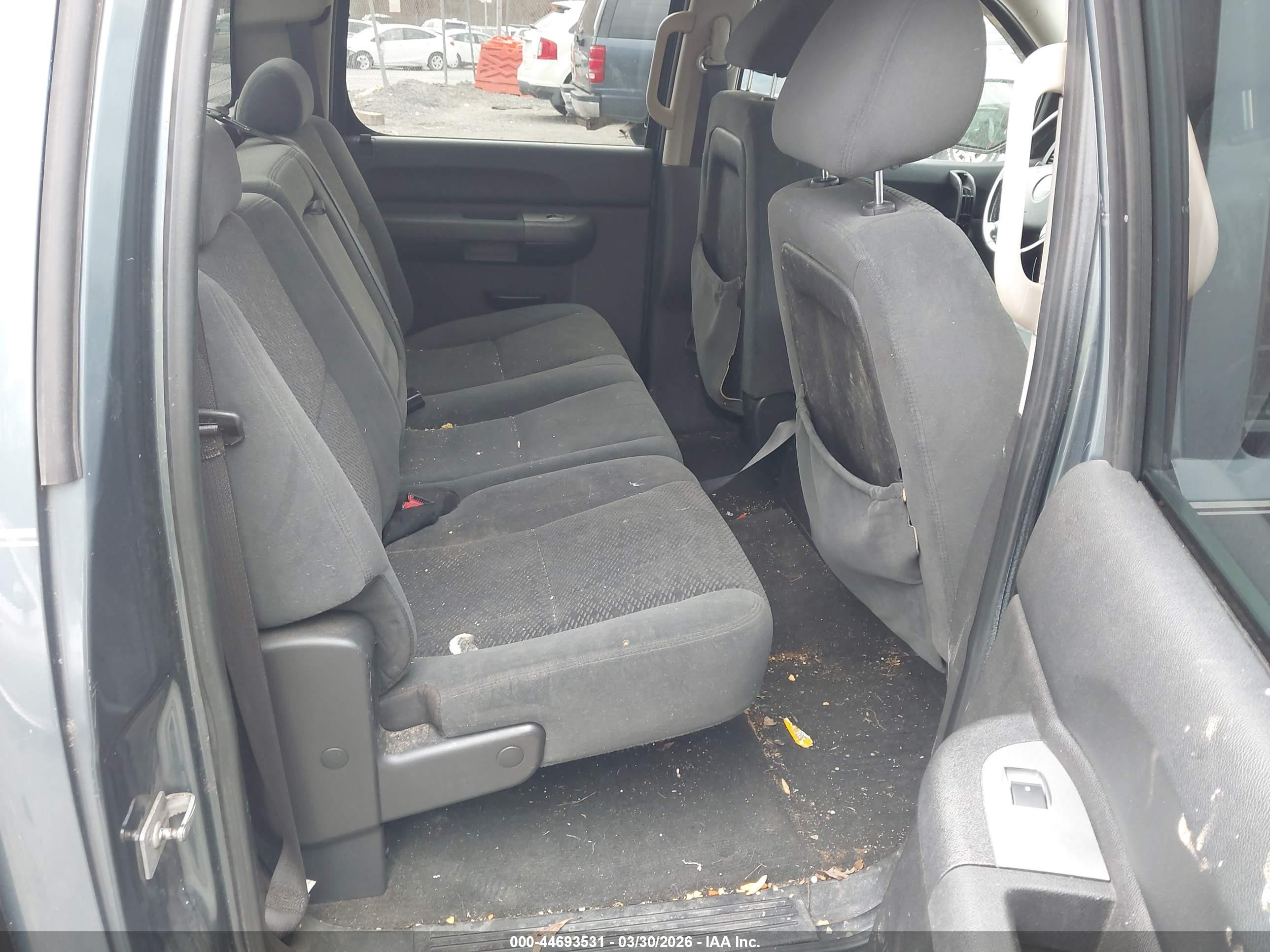 GMC SIERRA image 8