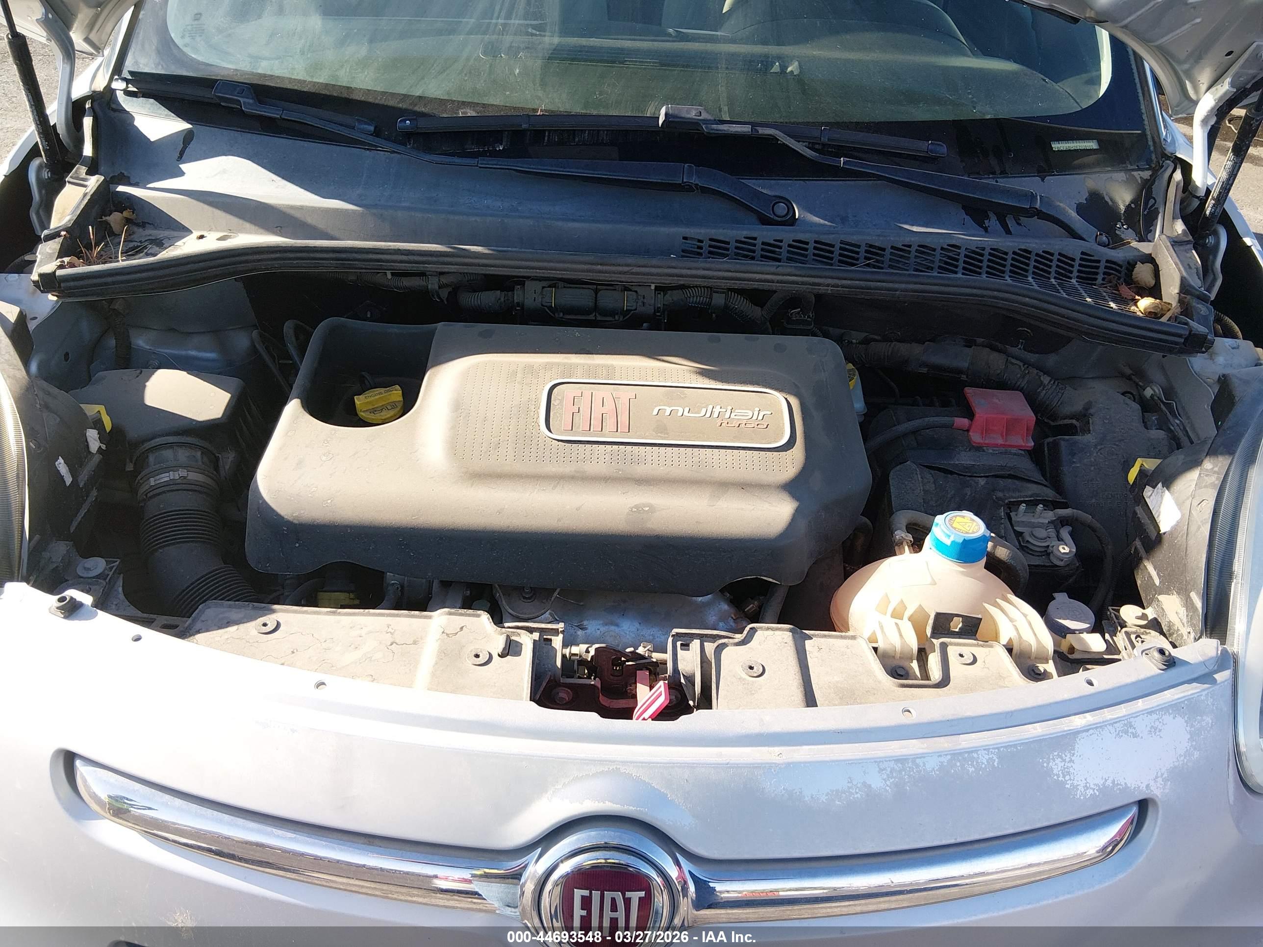 FIAT 500L image 10