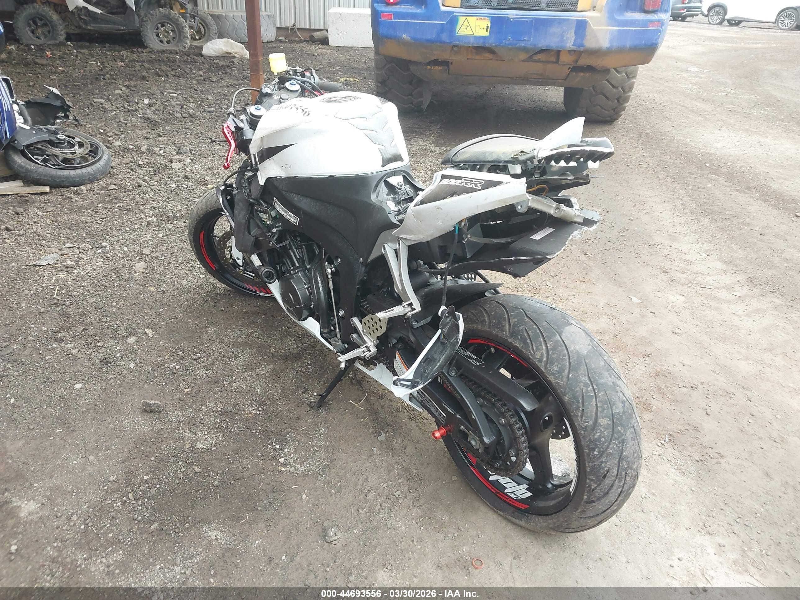HONDA CBR600 image 3