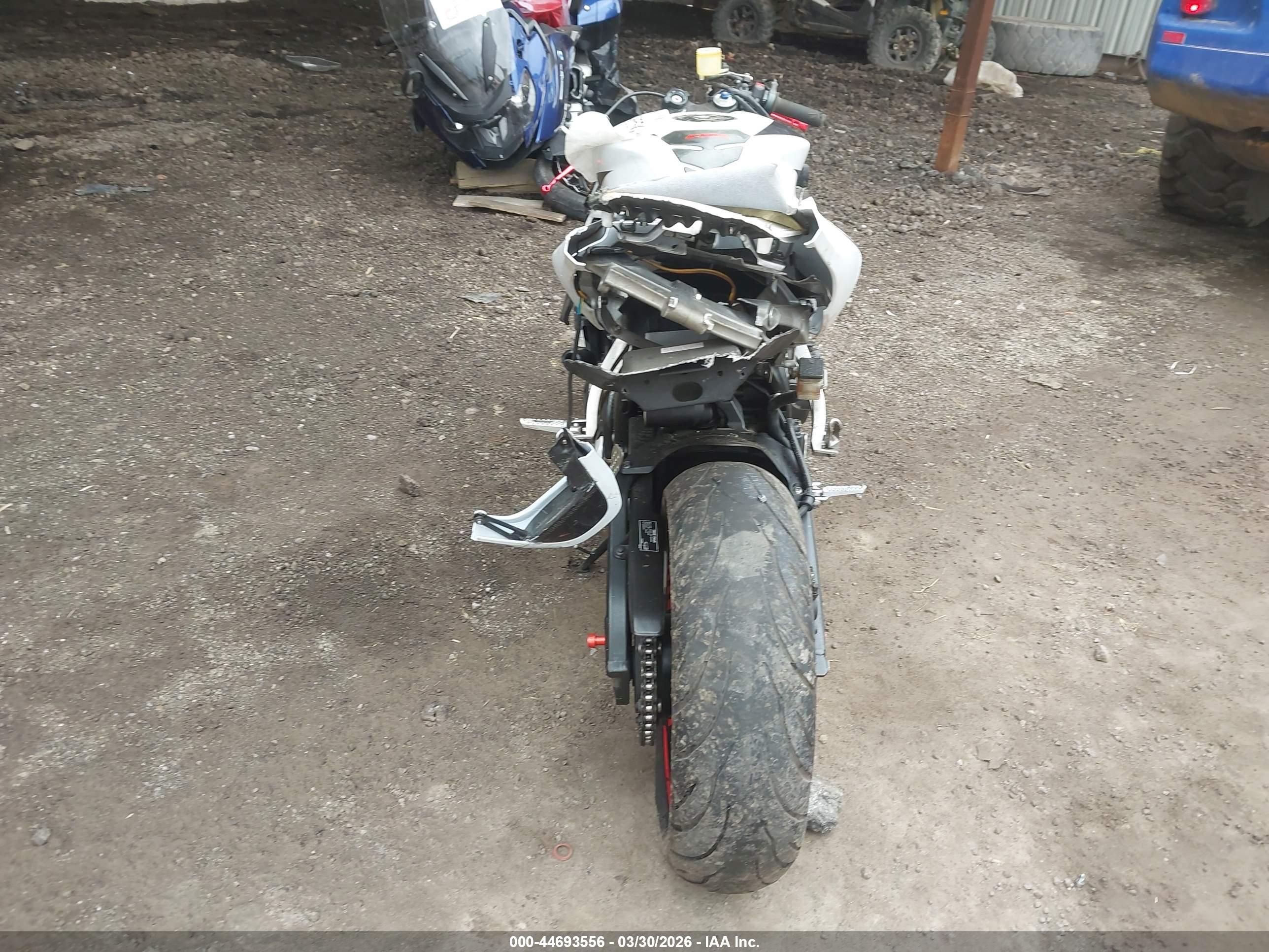 HONDA CBR600 image 6