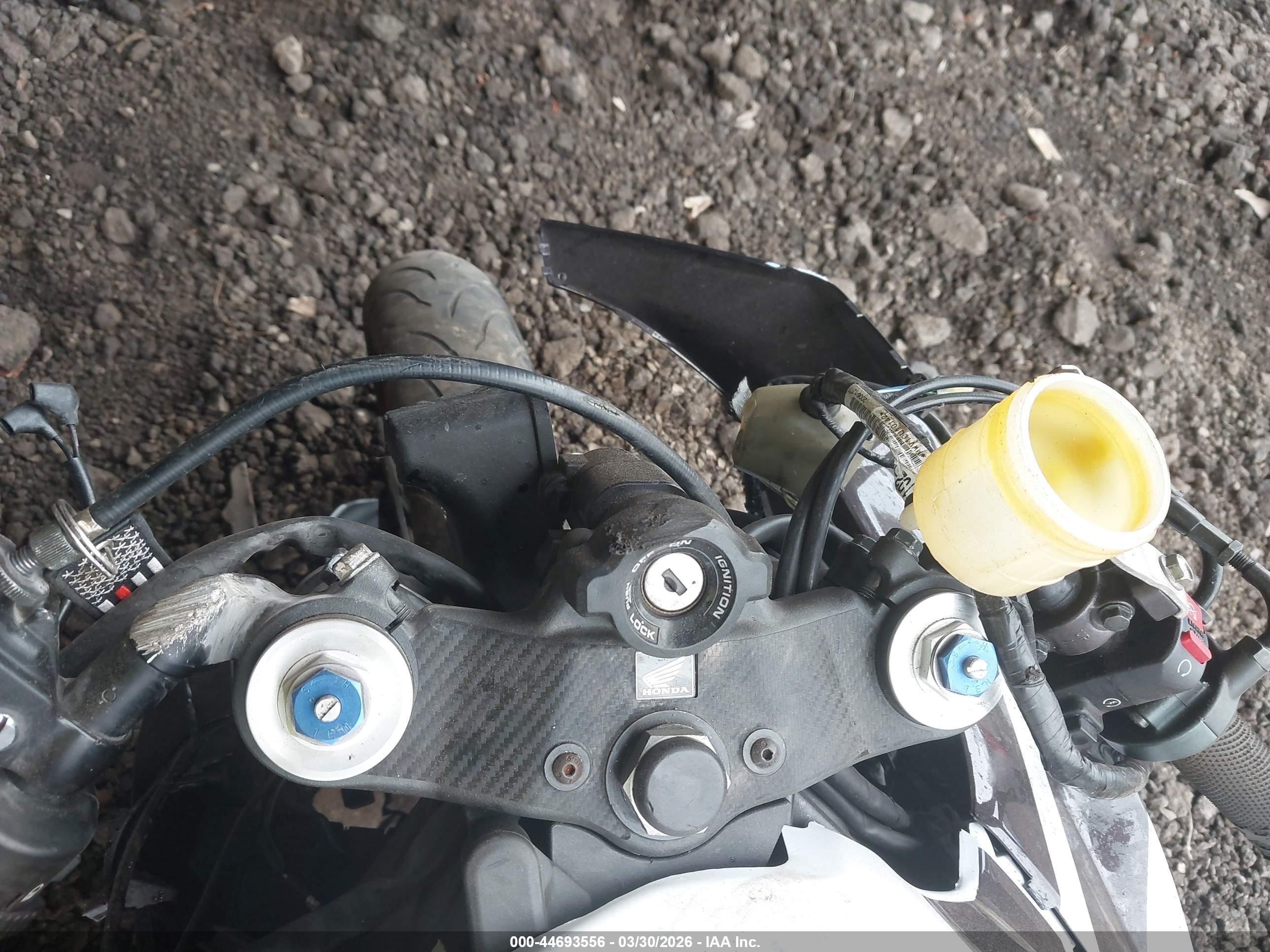 HONDA CBR600 image 7