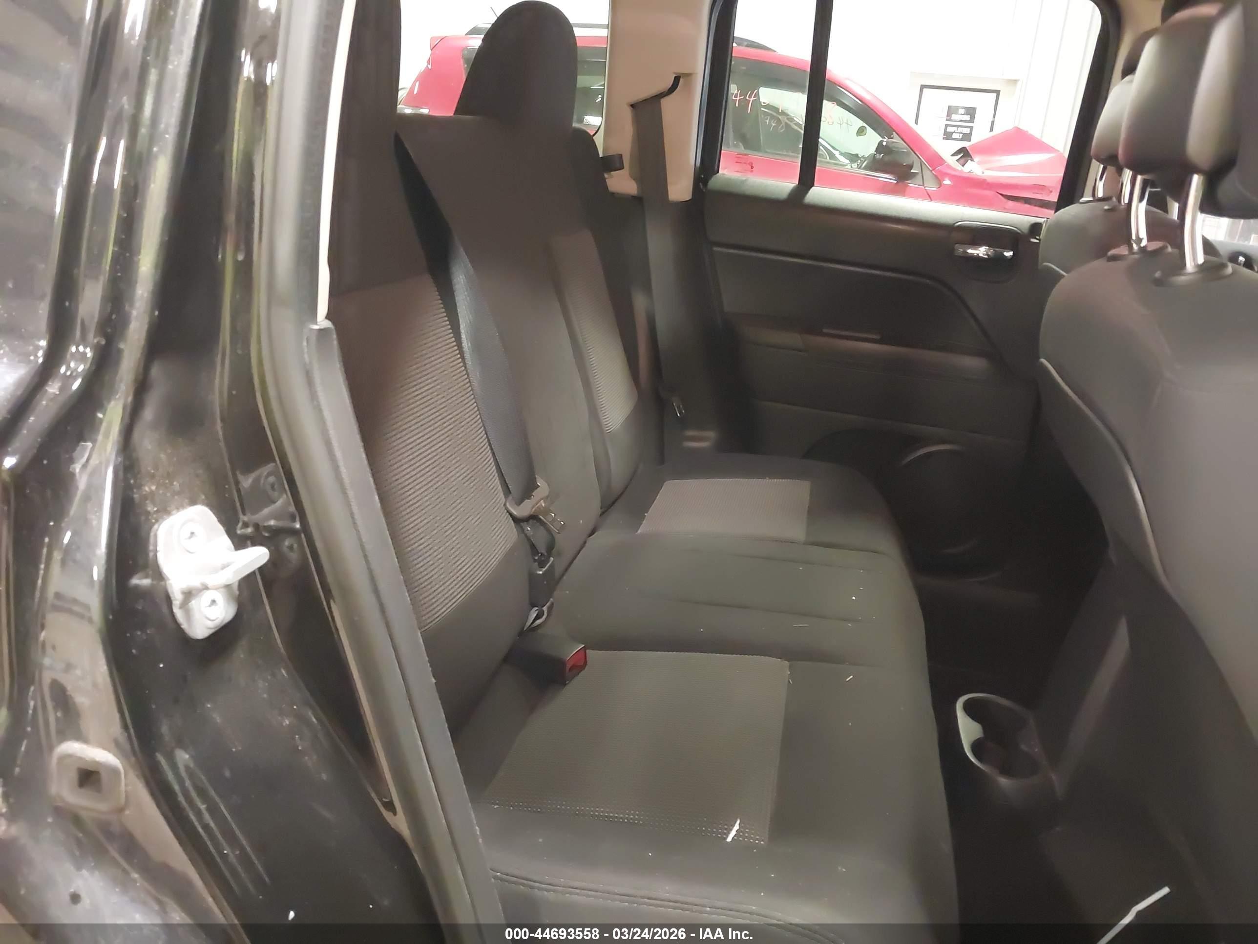 JEEP PATRIOT image 8