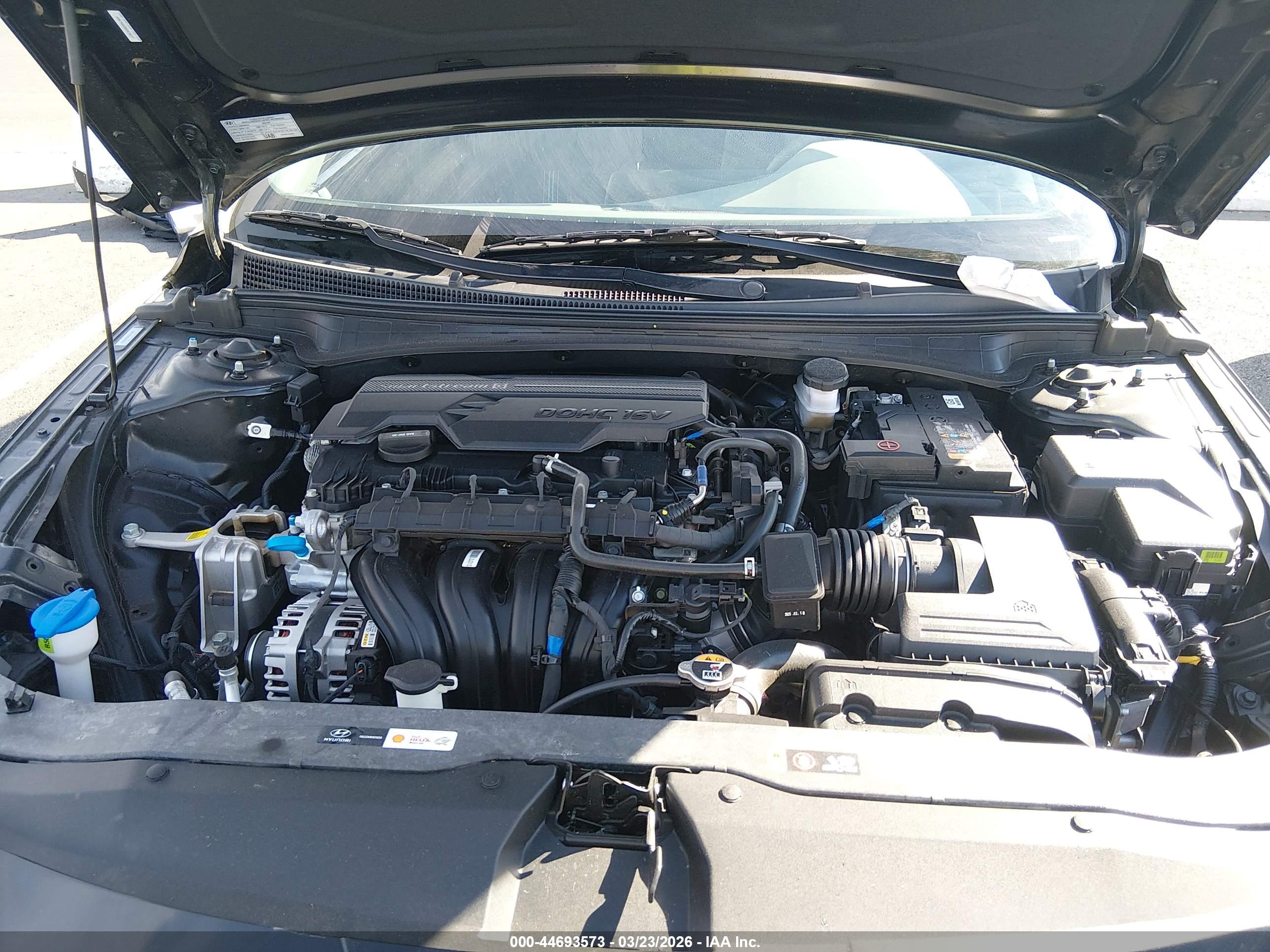 HYUNDAI ELANTRA image 10