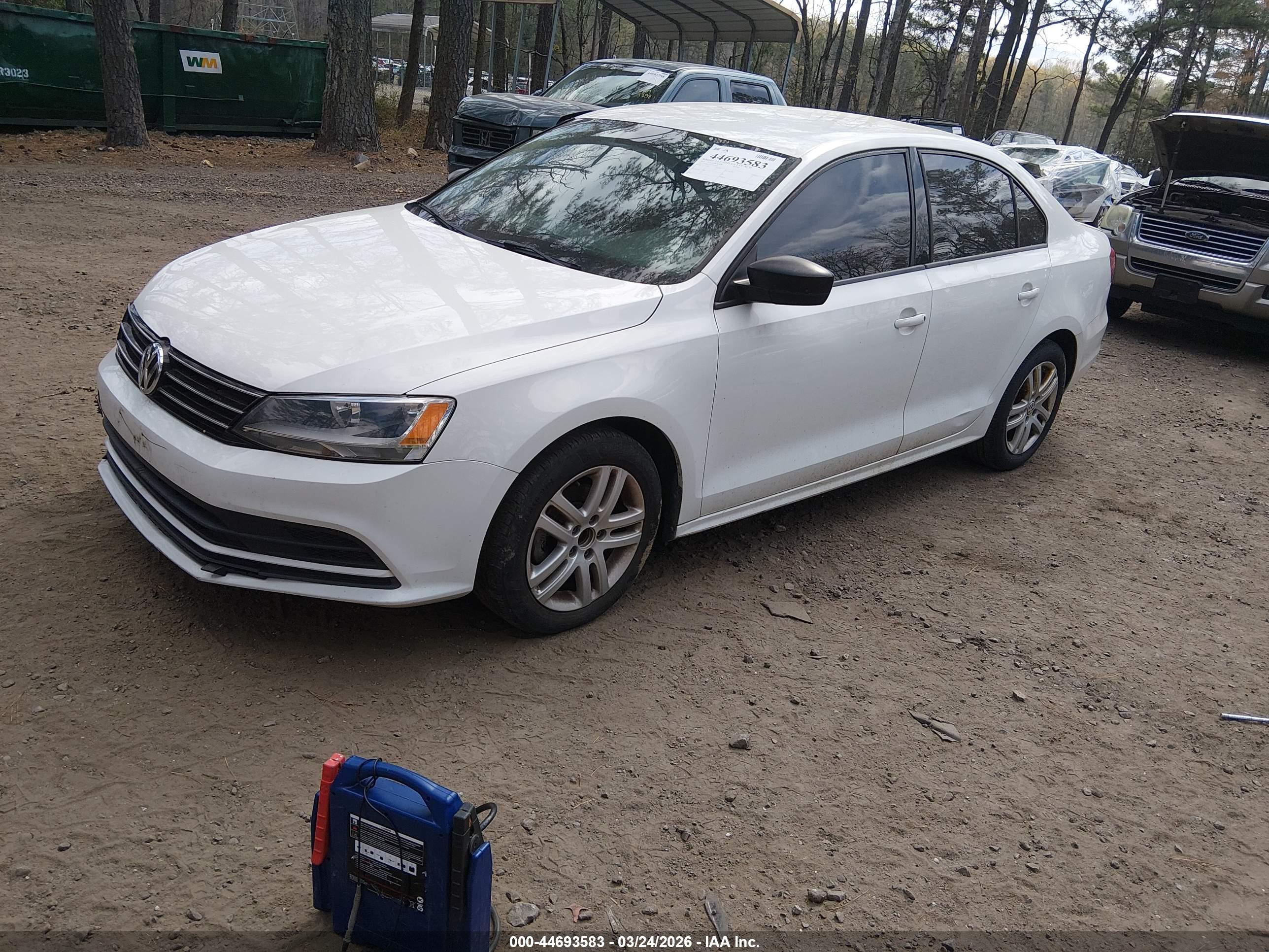 VOLKSWAGEN JETTA image 2