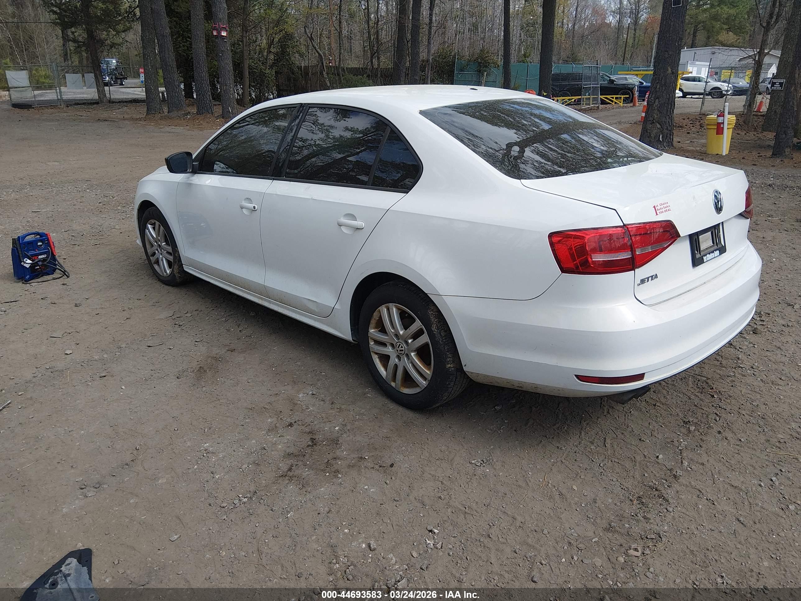 VOLKSWAGEN JETTA image 3