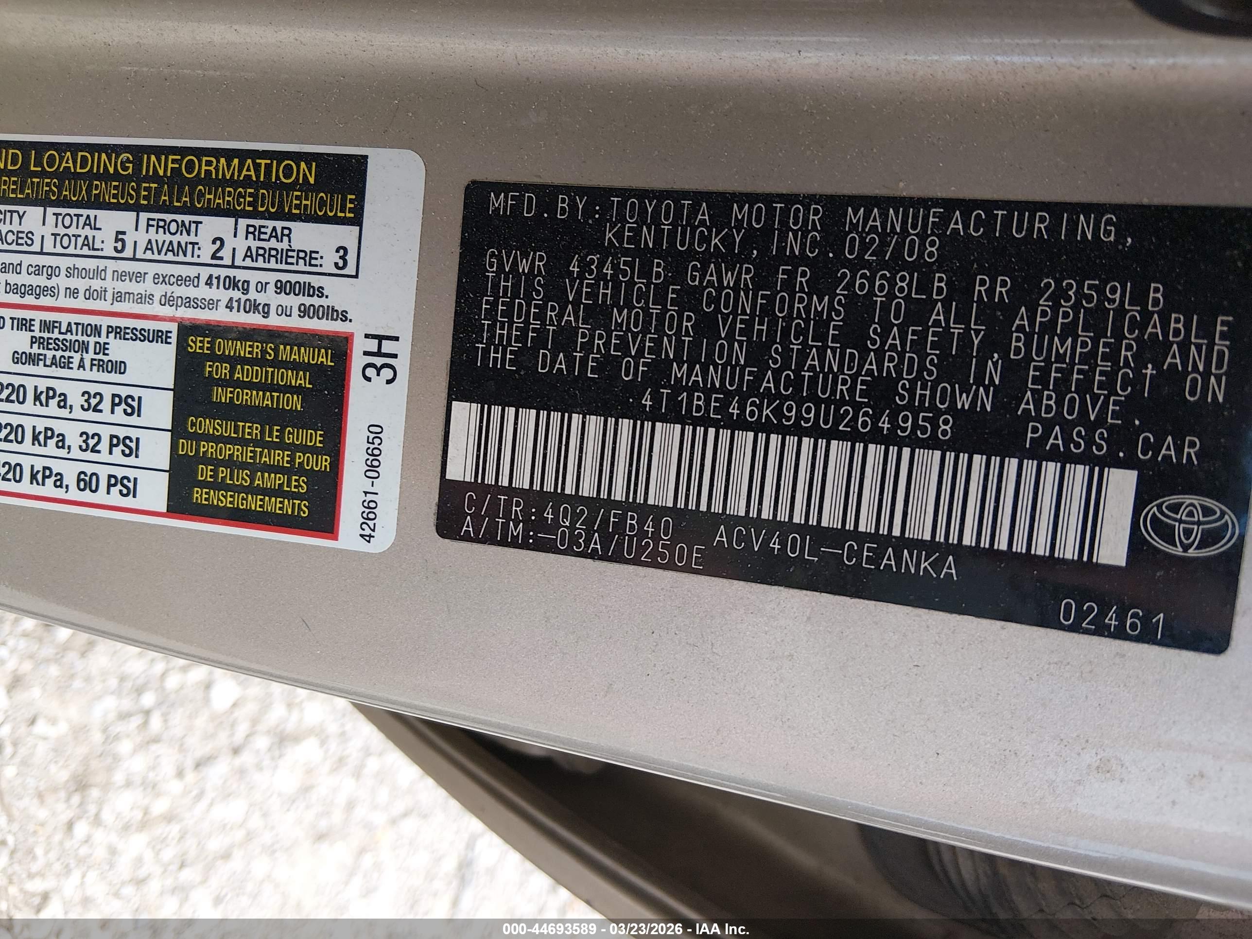 TOYOTA CAMRY image 9
