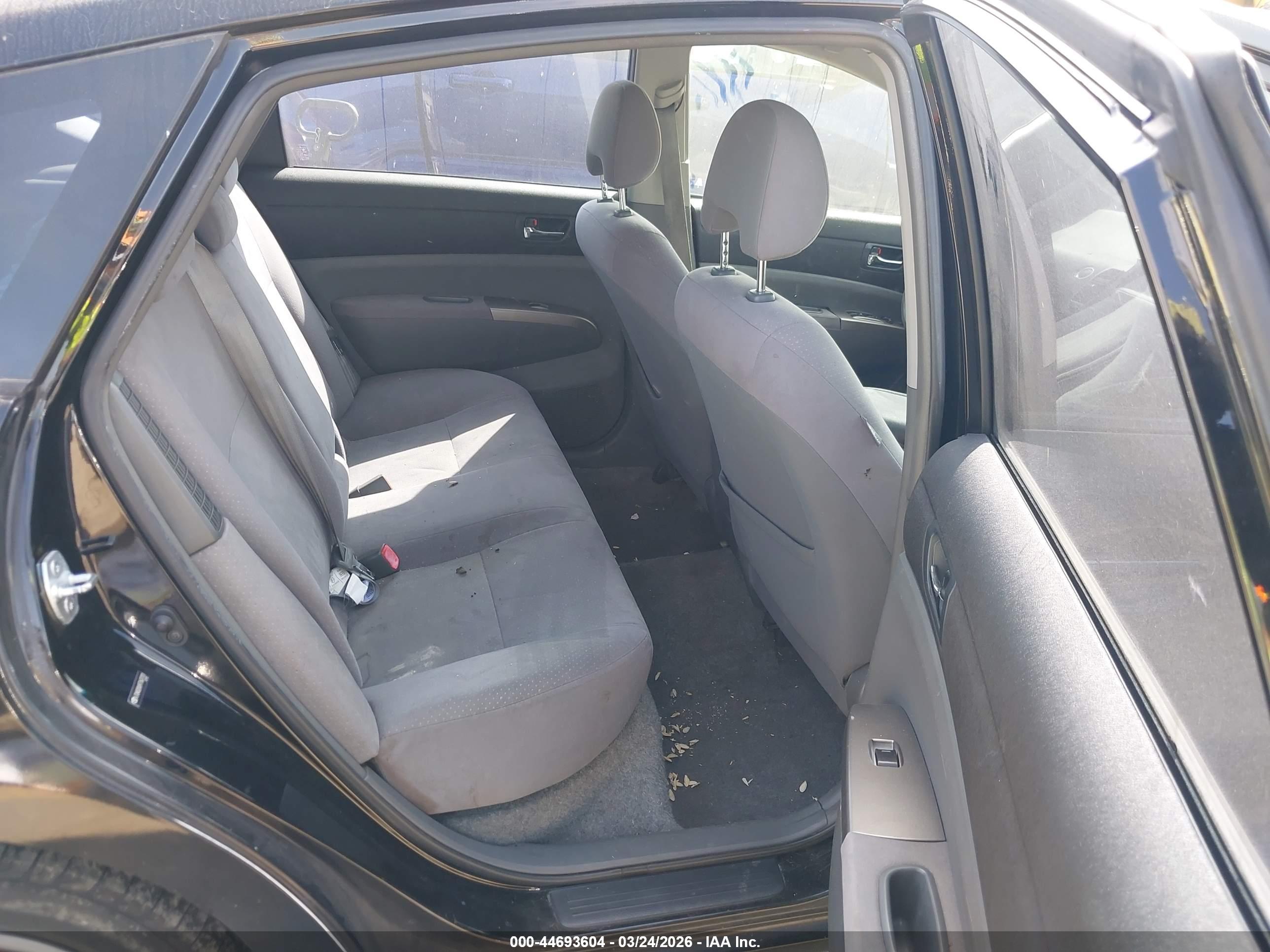 TOYOTA PRIUS image 8