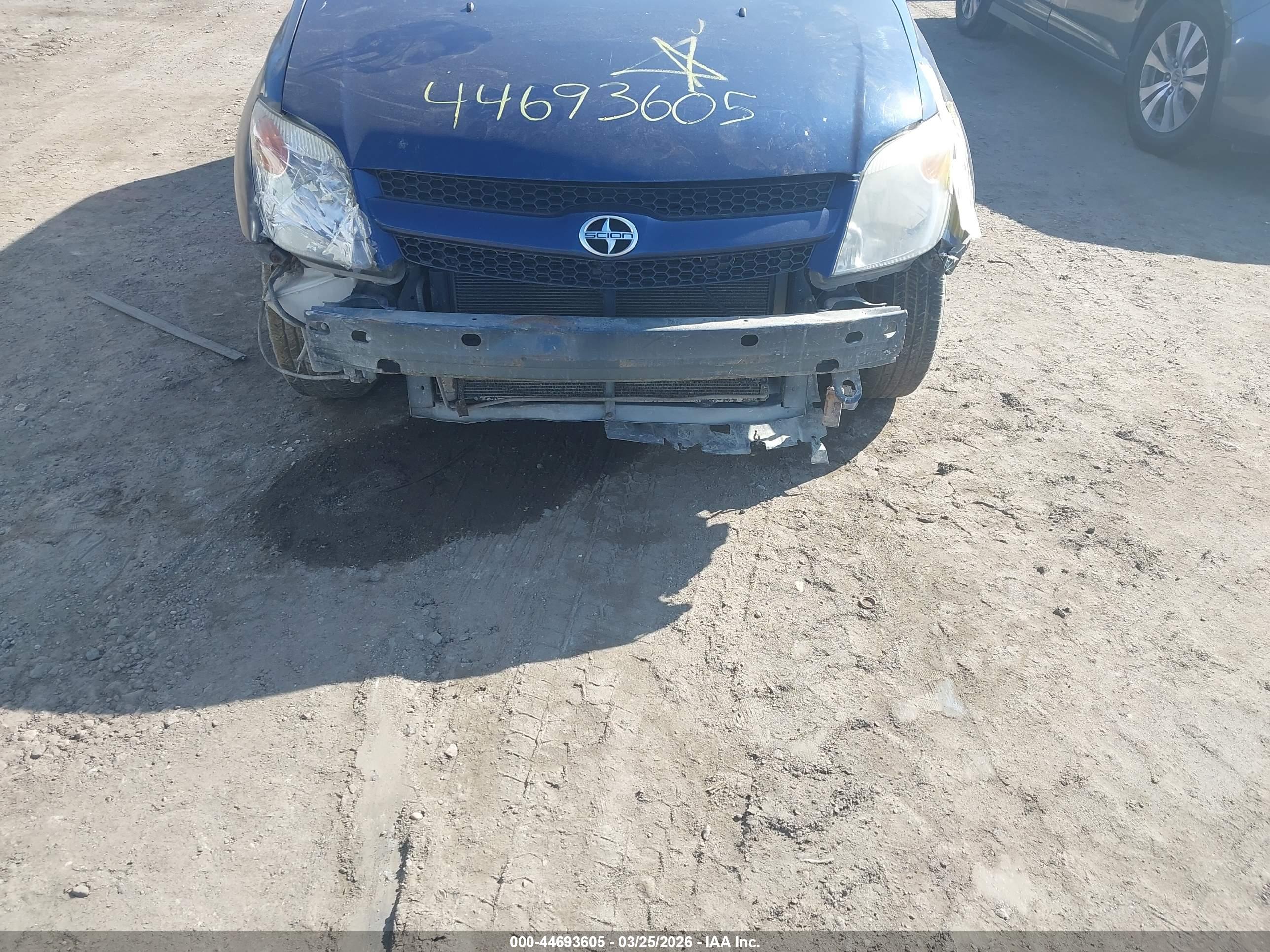 SCION XA image 6