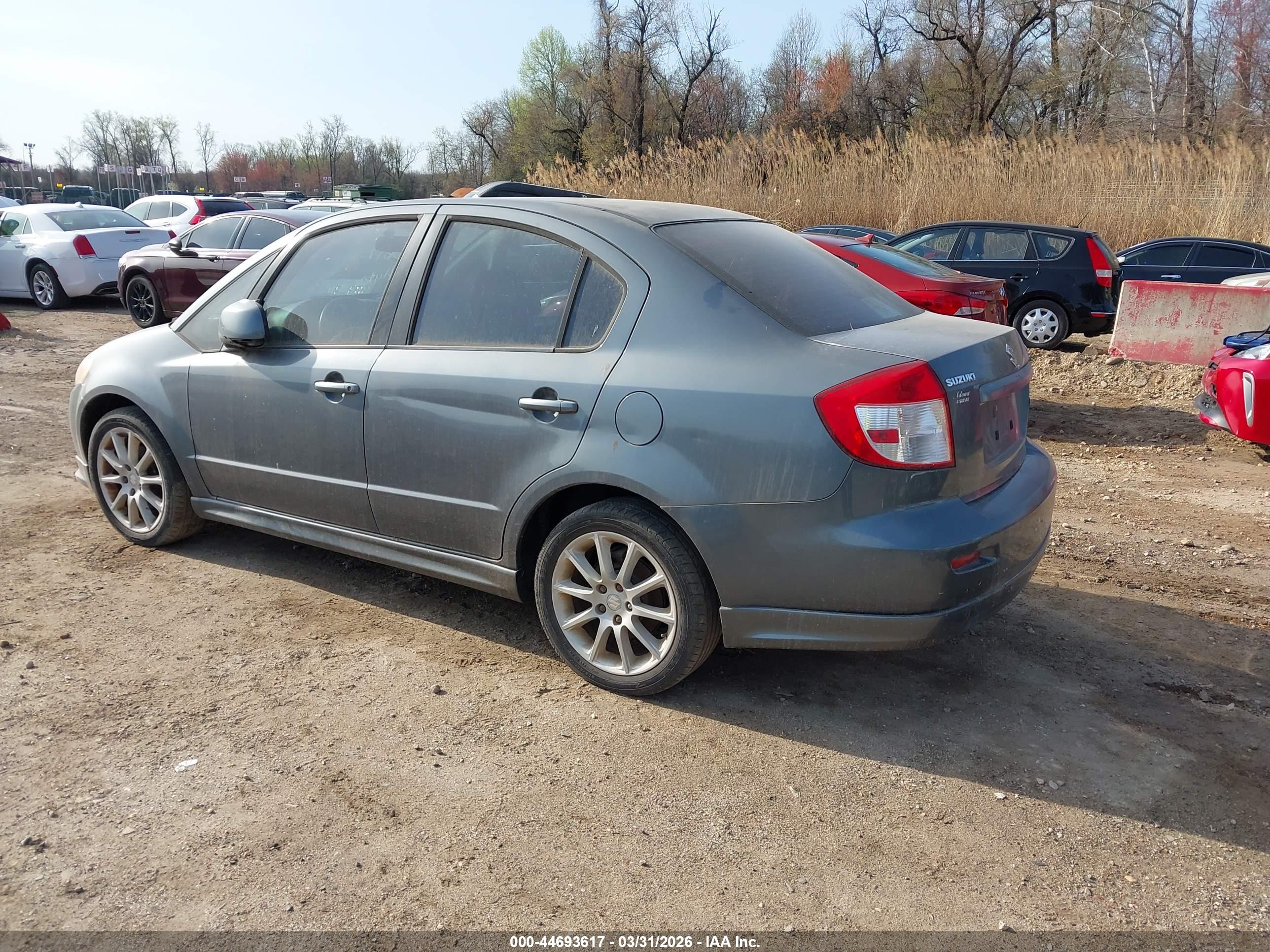 SUZUKI SX4 image 3