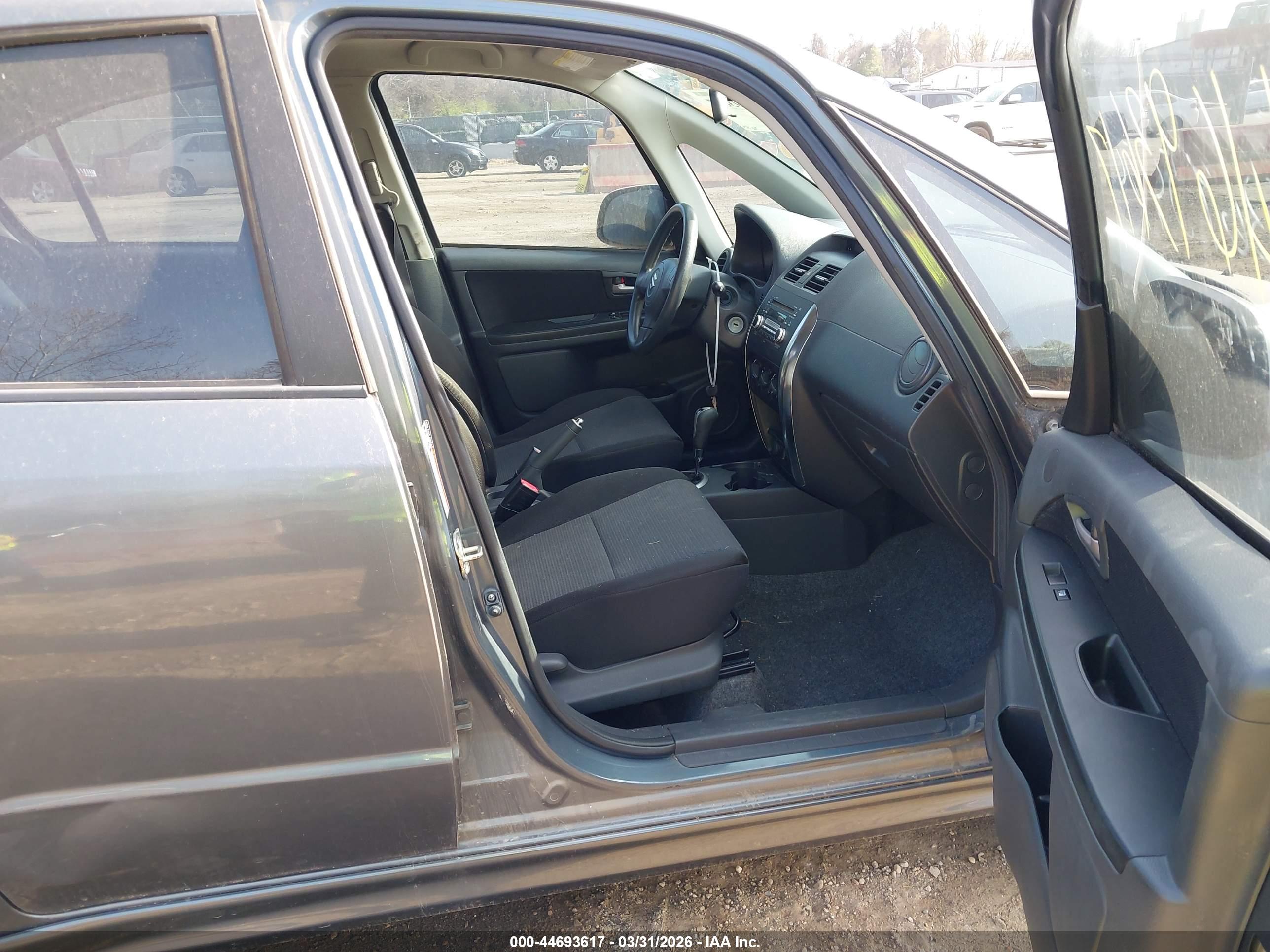 SUZUKI SX4 image 5