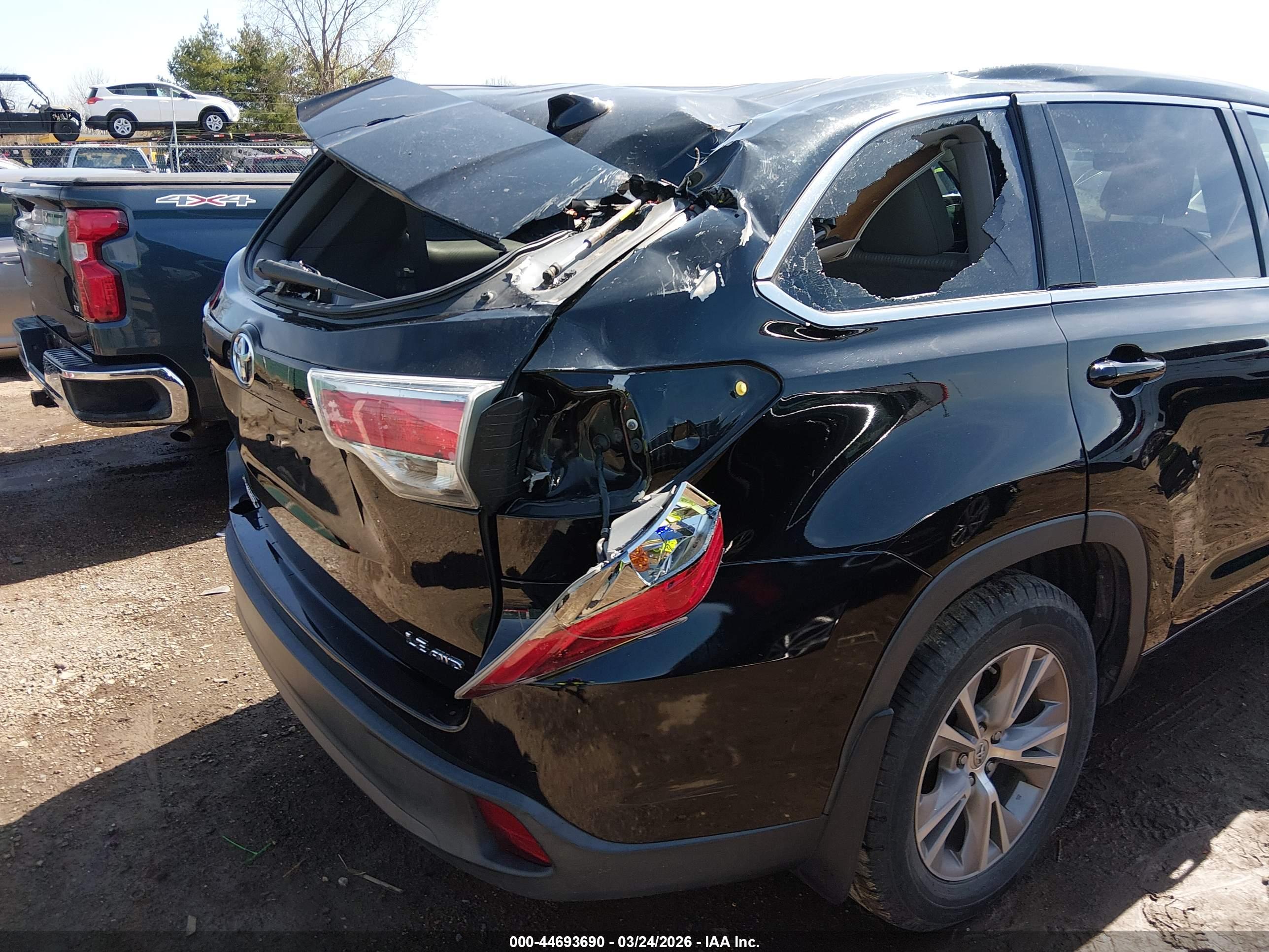 TOYOTA HIGHLANDER image 6