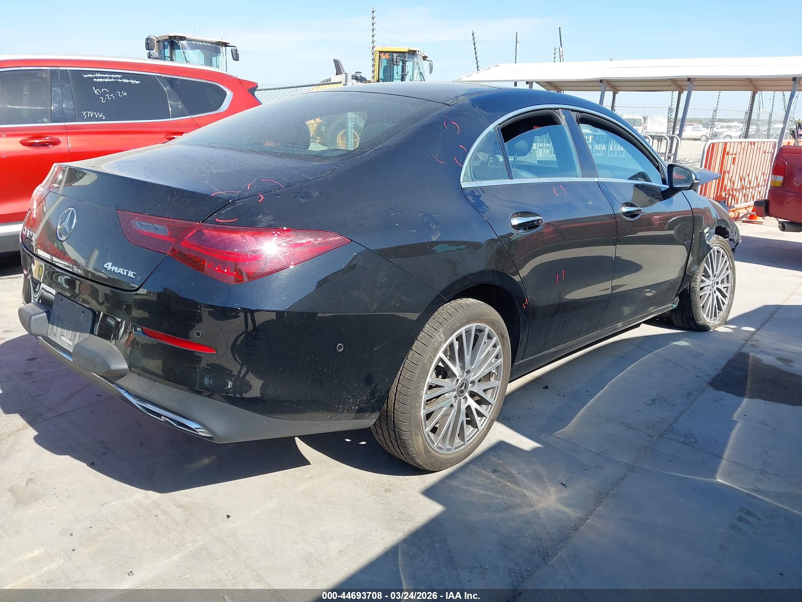 MERCEDES-BENZ CLA image 4