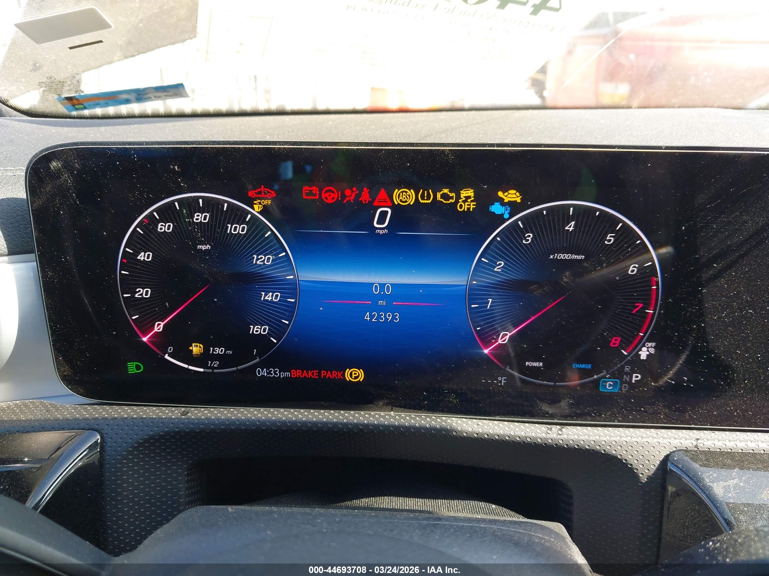MERCEDES-BENZ CLA image 7