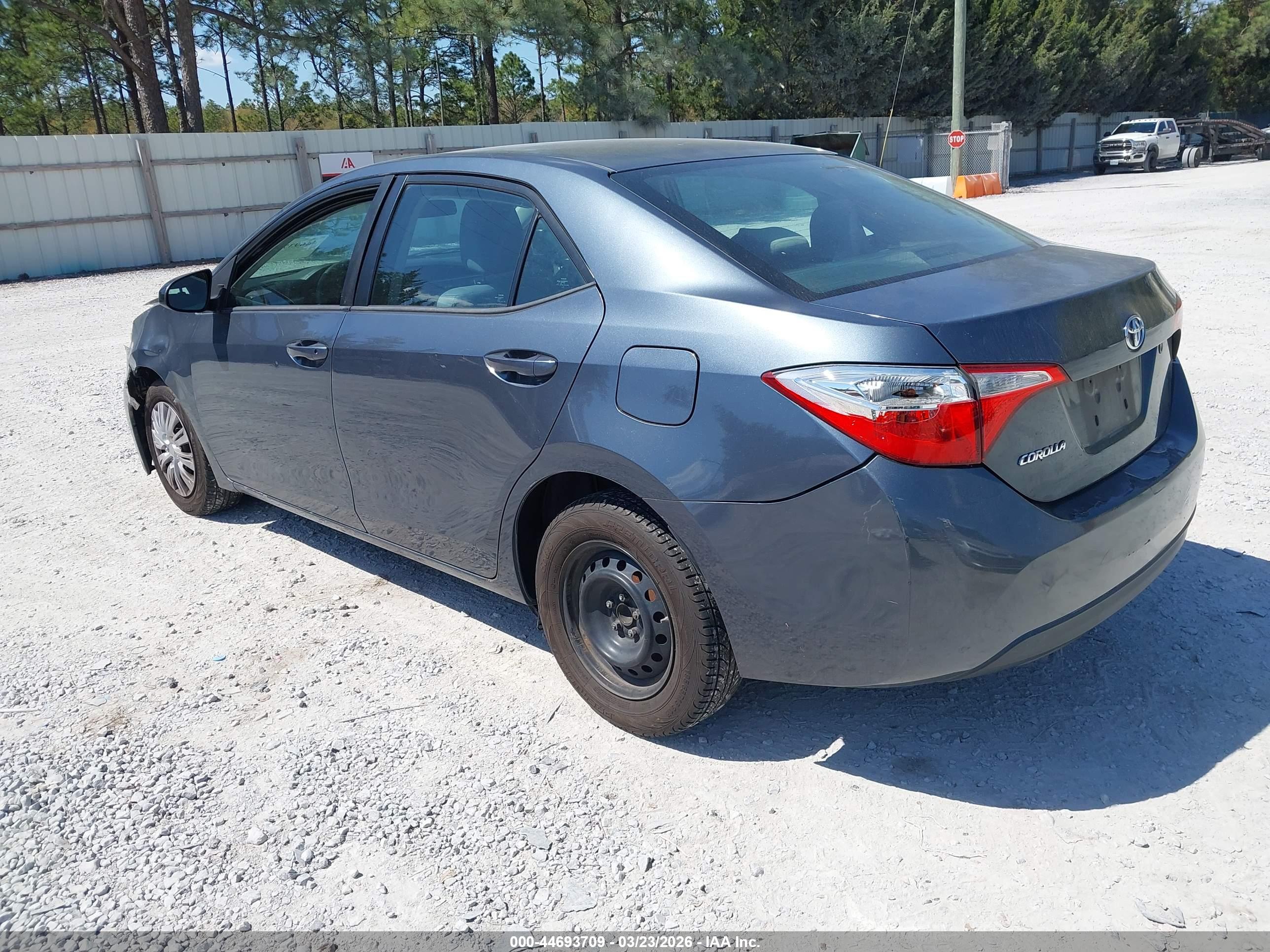 TOYOTA COROLLA image 3