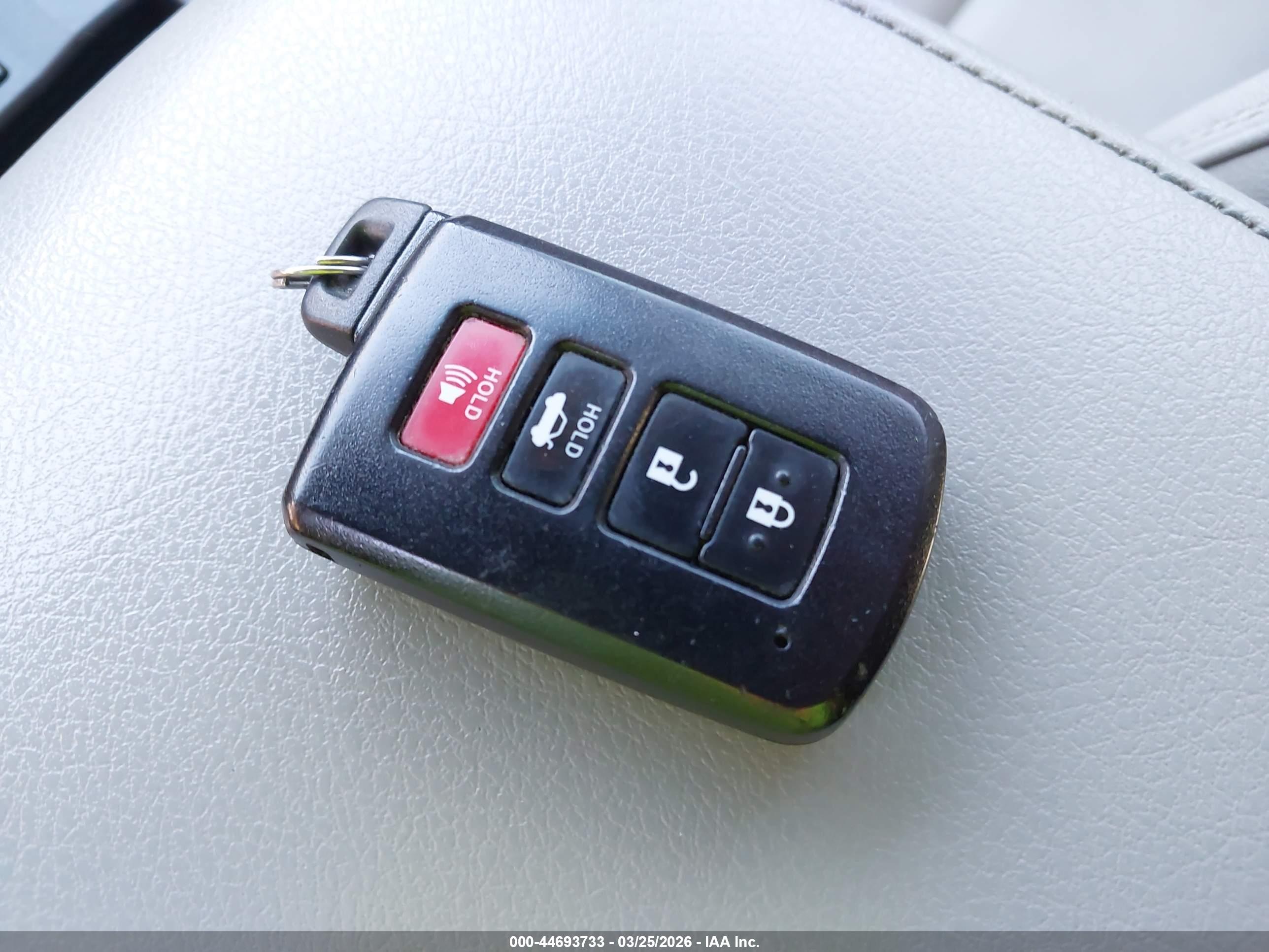TOYOTA CAMRY image 11