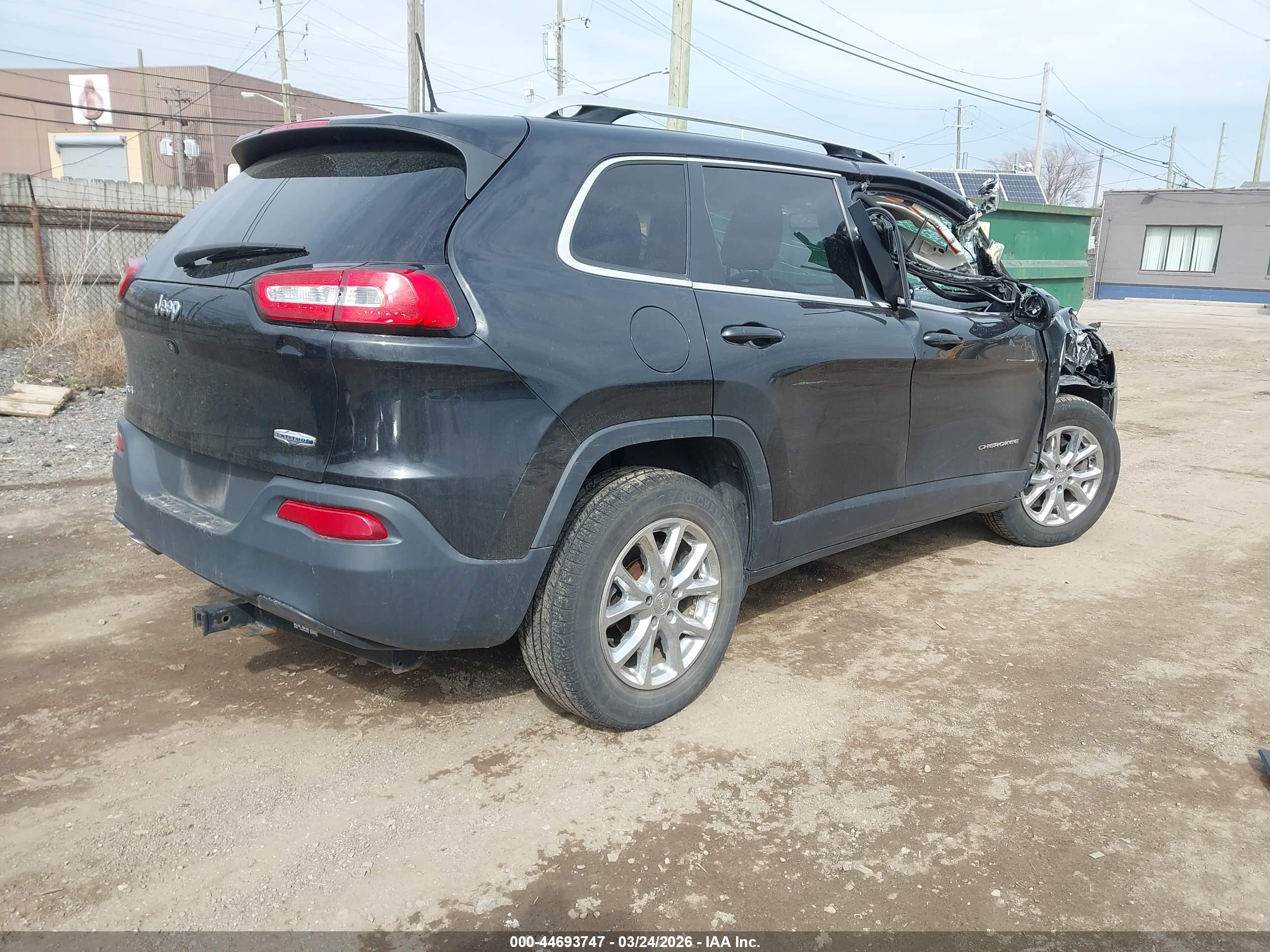 JEEP CHEROKEE image 4