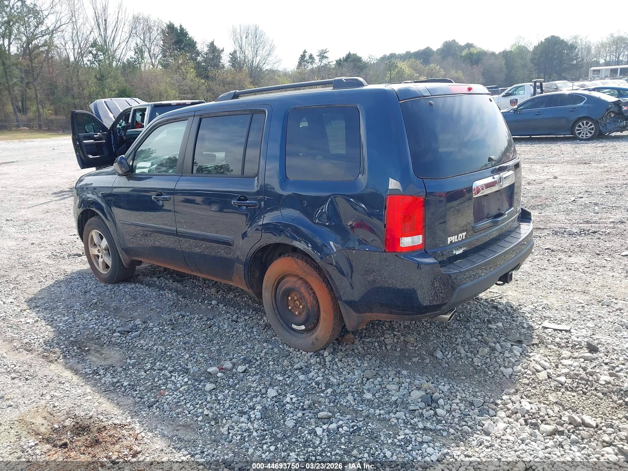 HONDA PILOT image 3