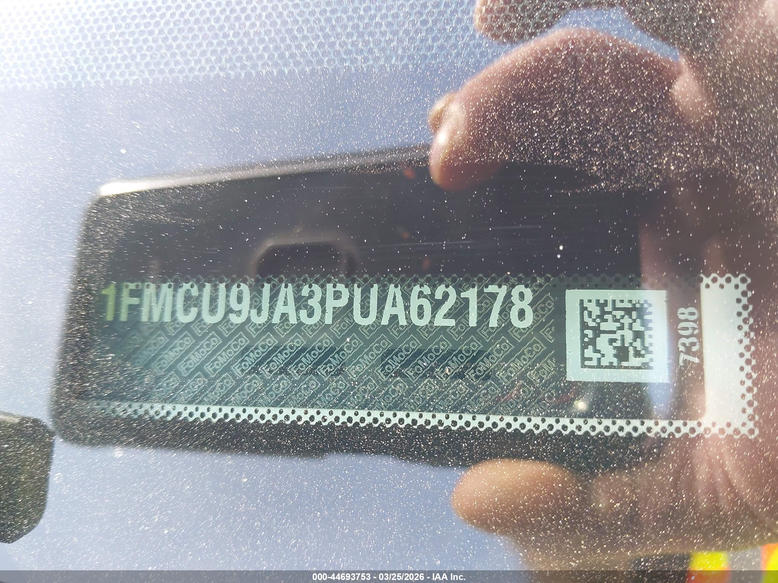 FORD ESCAPE image 9