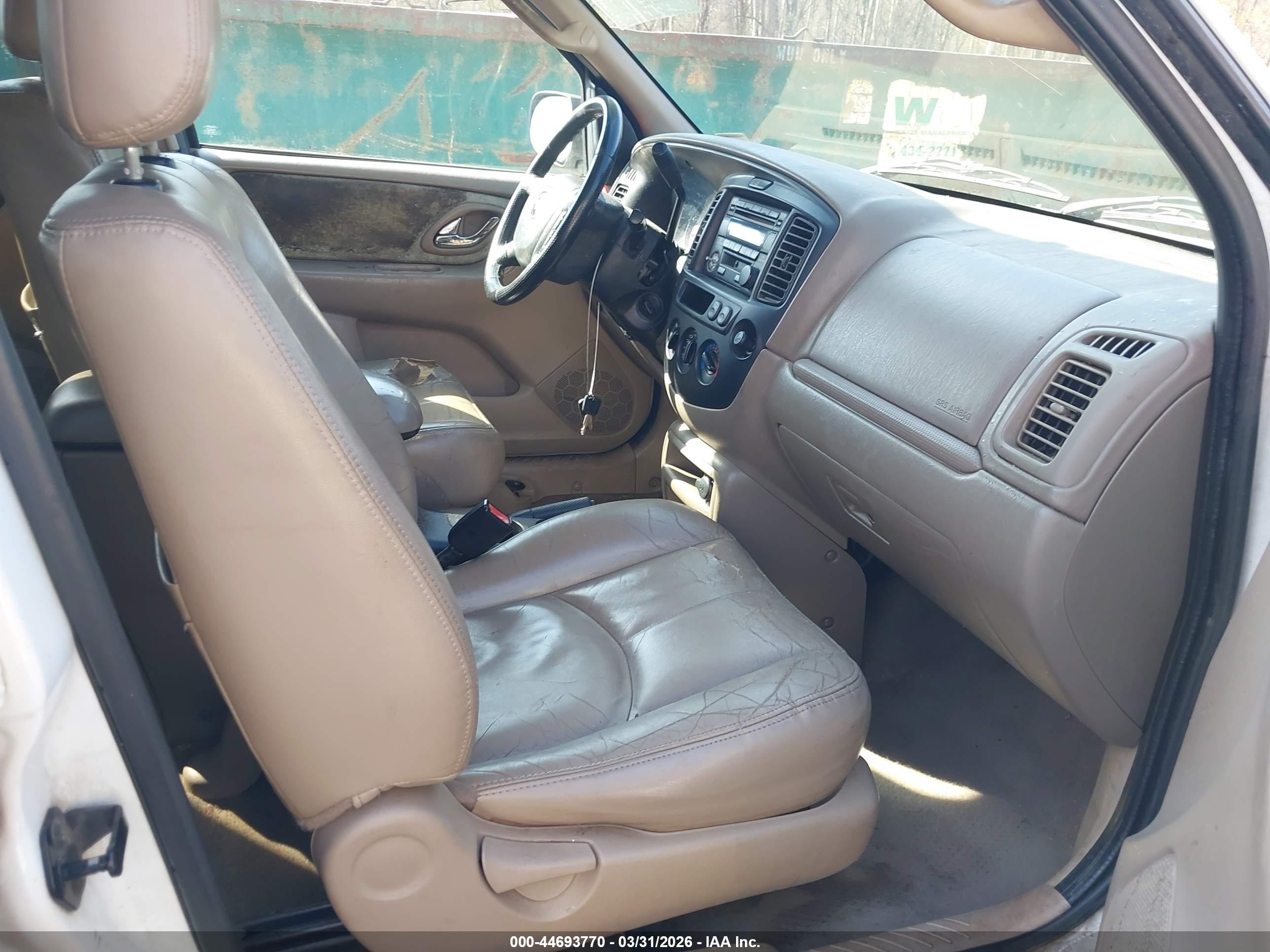 MAZDA TRIBUTE image 5
