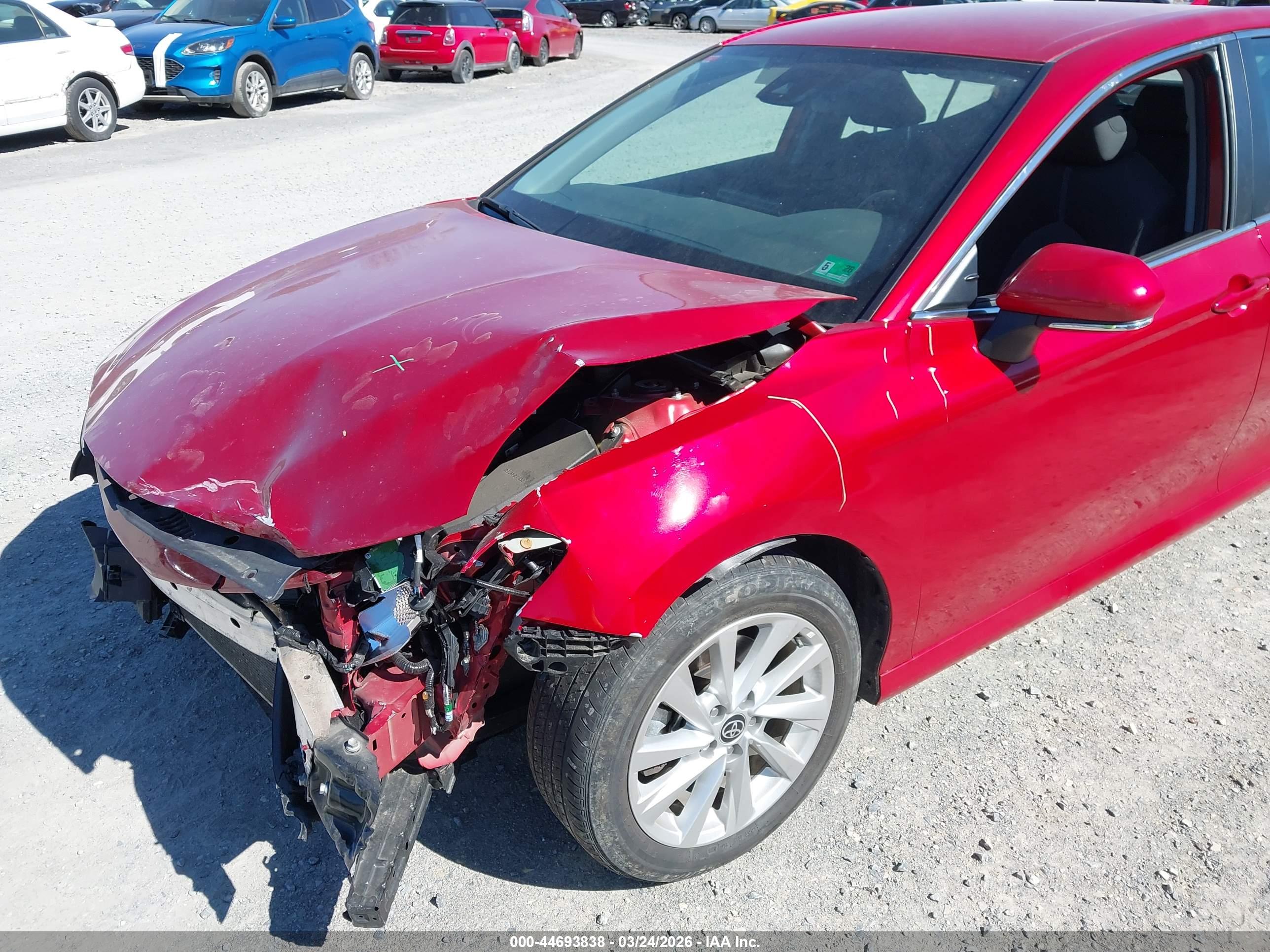 TOYOTA CAMRY image 6