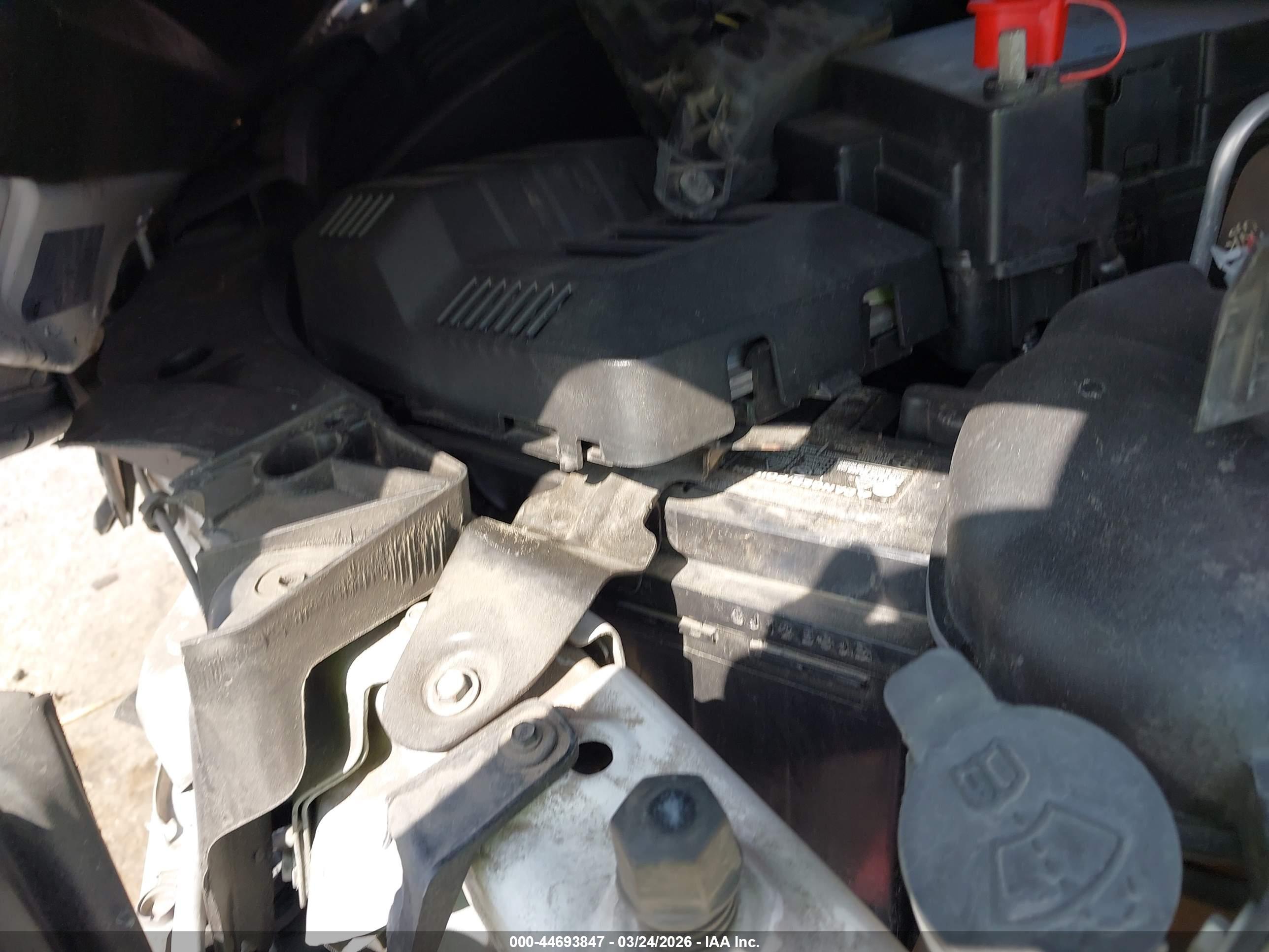 CHEVROLET EQUINOX image 10