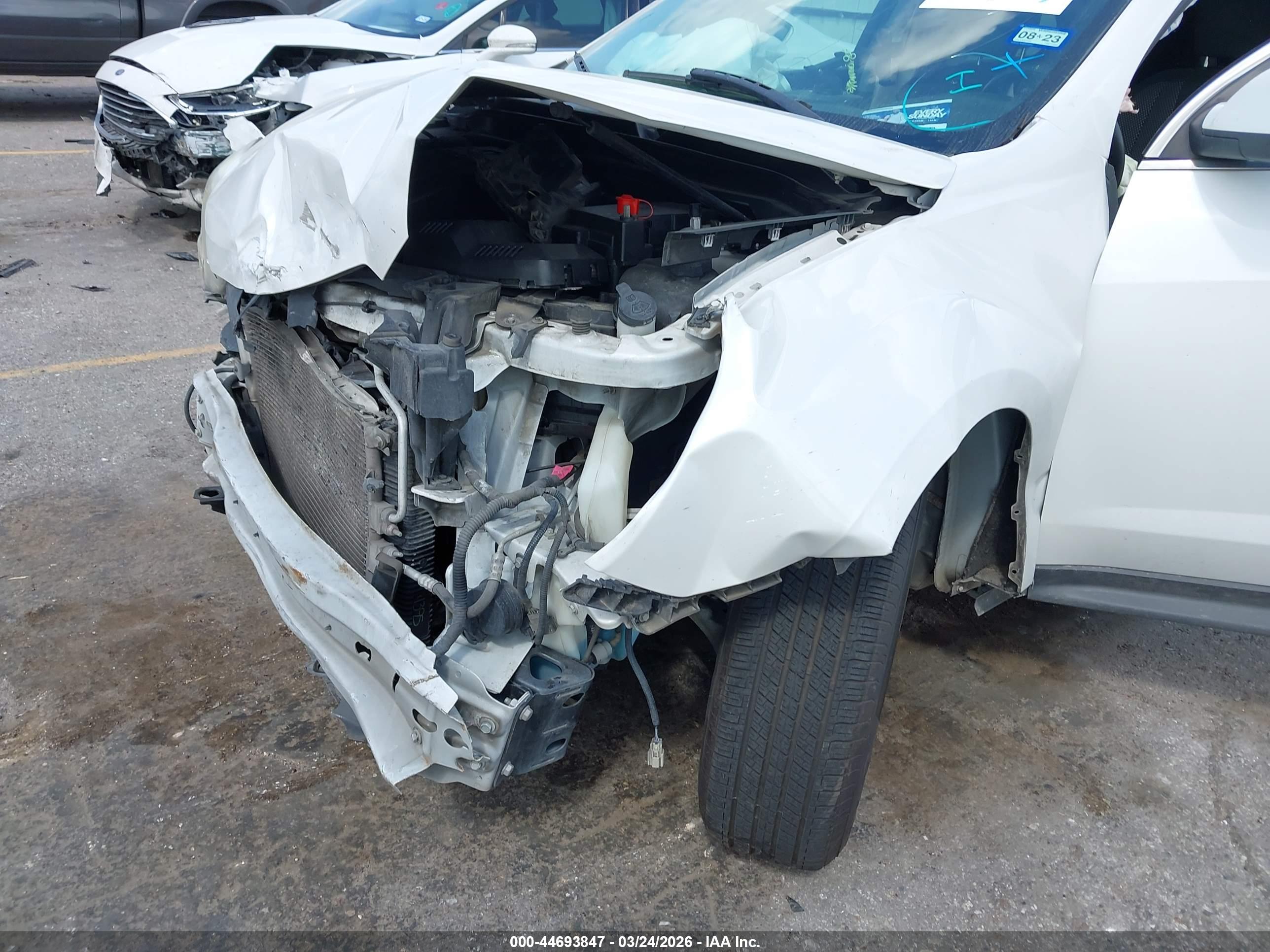 CHEVROLET EQUINOX image 6