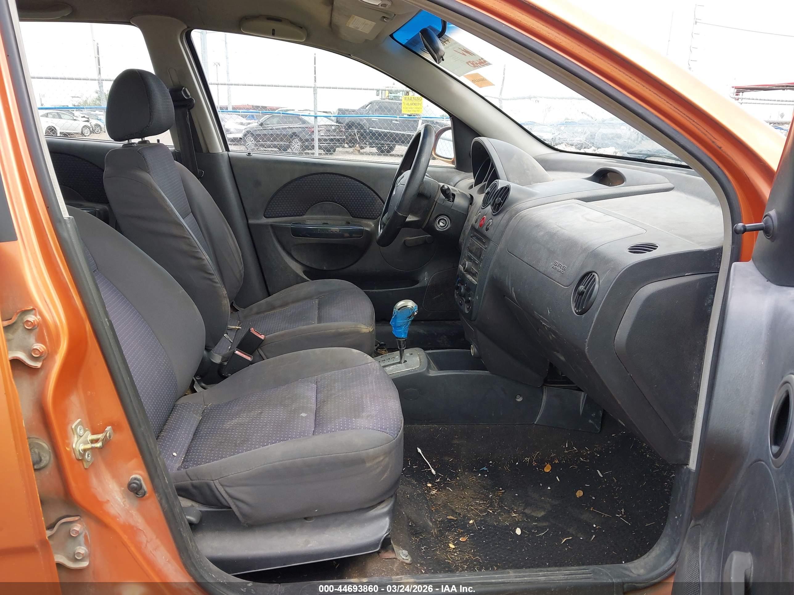 CHEVROLET AVEO image 5