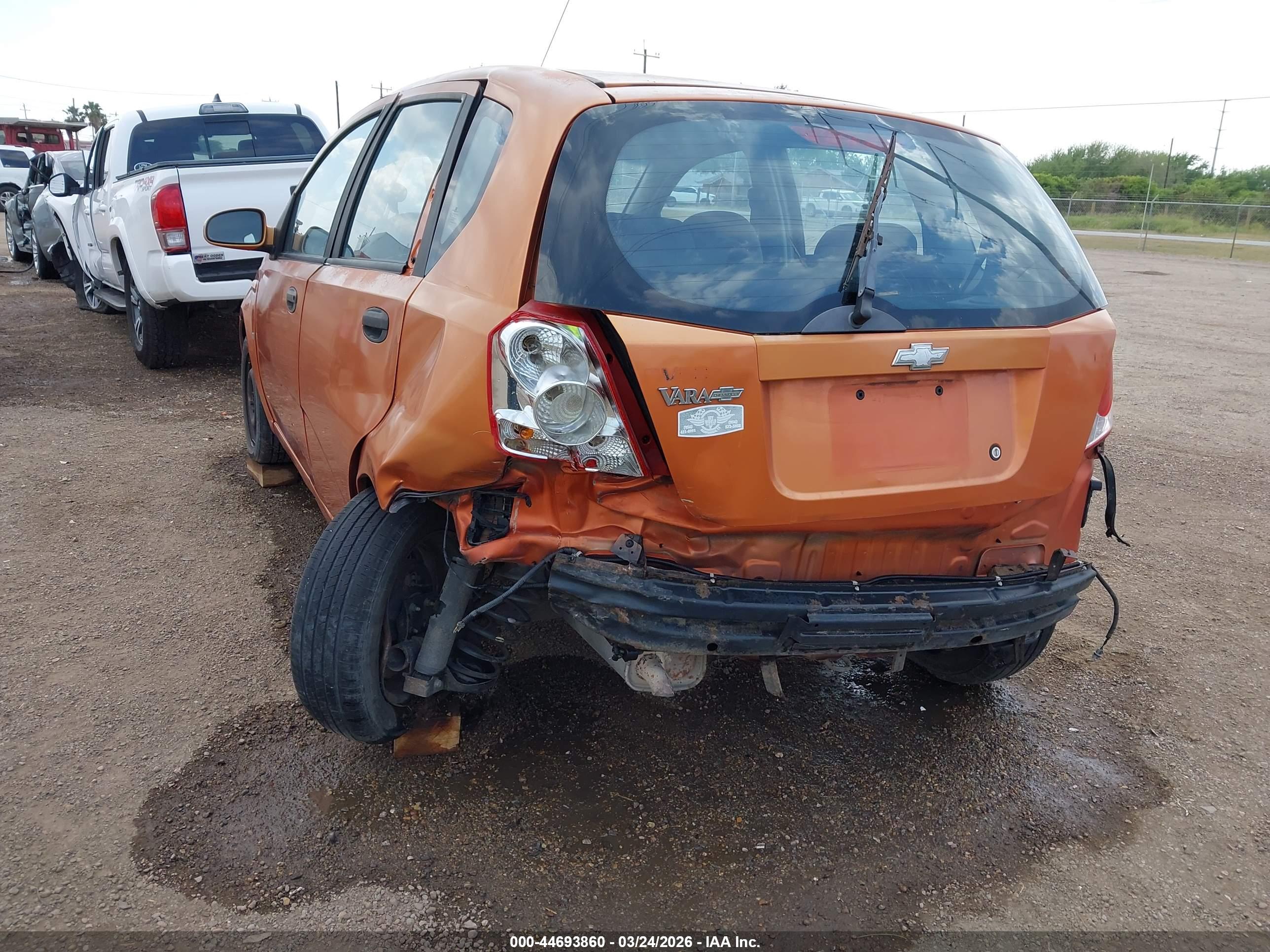 CHEVROLET AVEO image 6